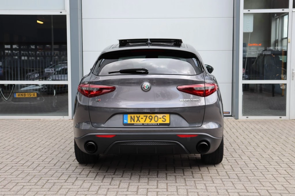 Hoofdafbeelding Alfa Romeo Stelvio