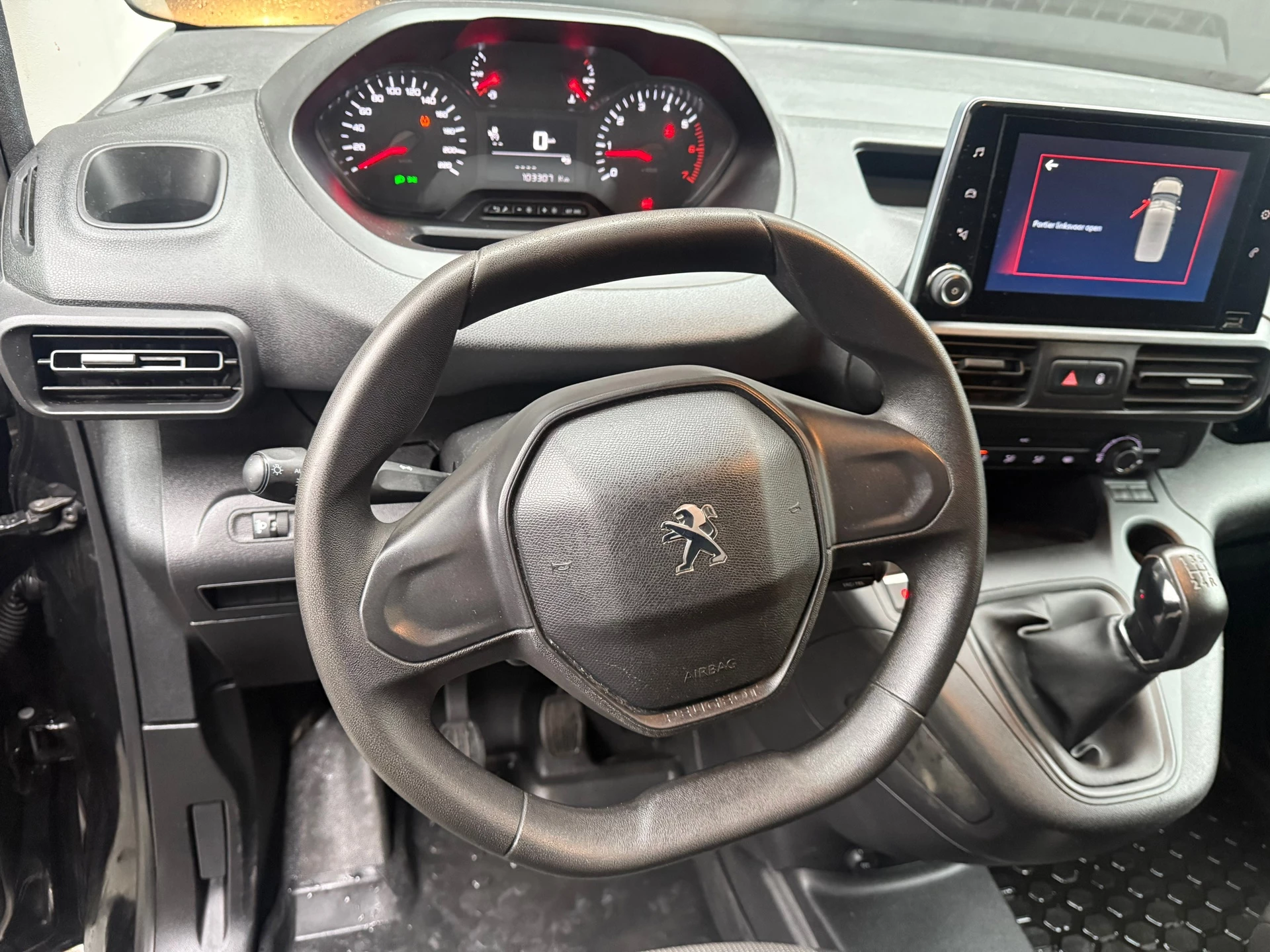 Hoofdafbeelding Peugeot Partner