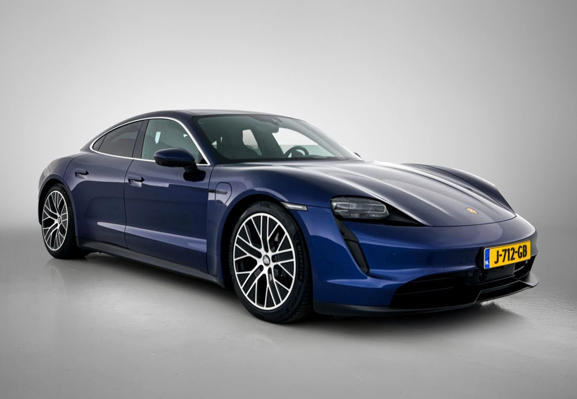 Hoofdafbeelding Porsche Taycan