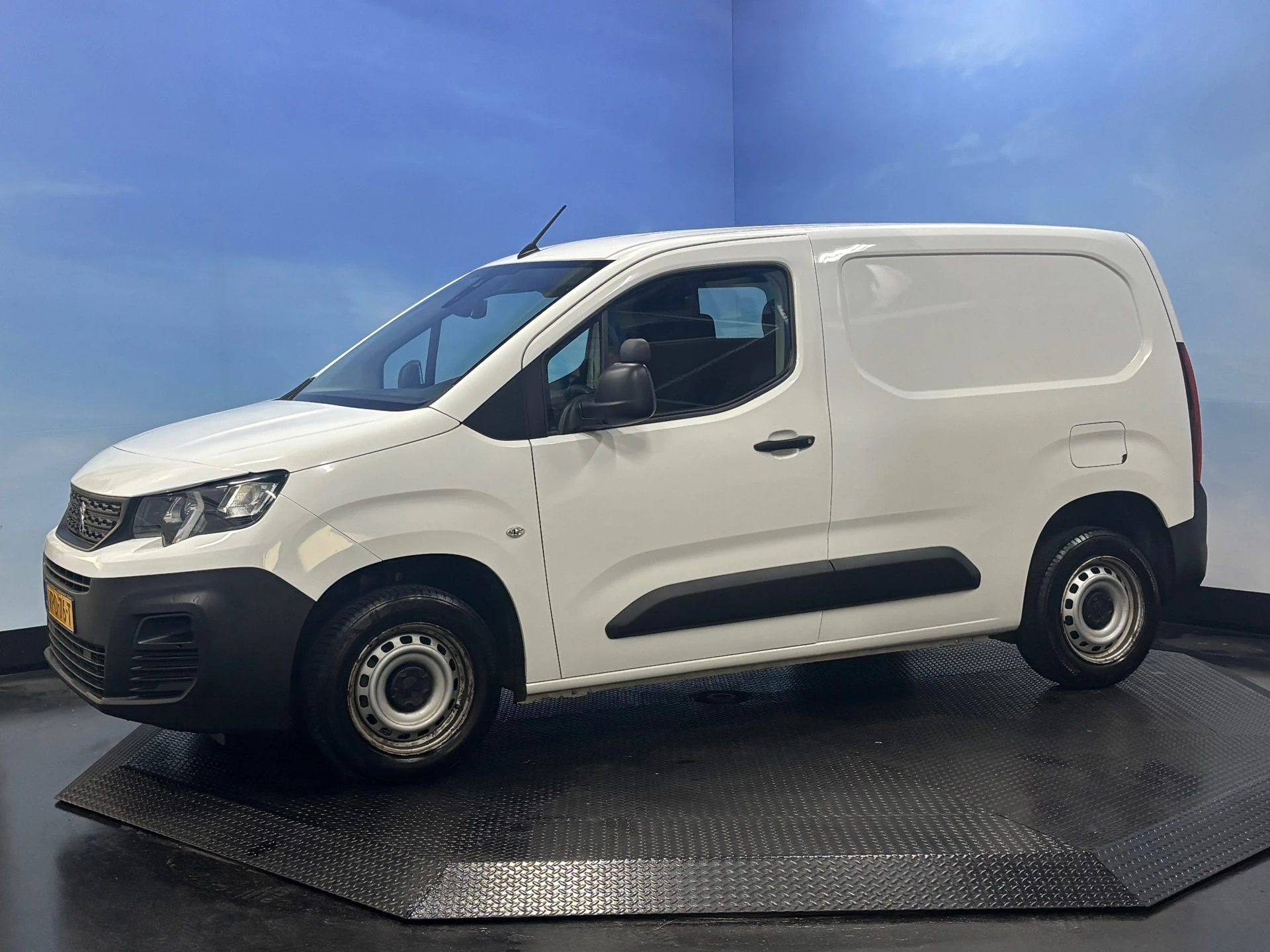 Hoofdafbeelding Peugeot Partner