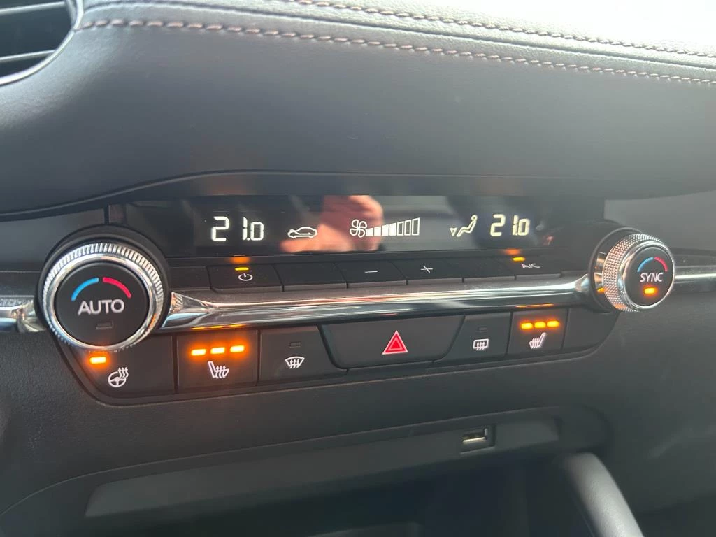 Hoofdafbeelding Mazda 3
