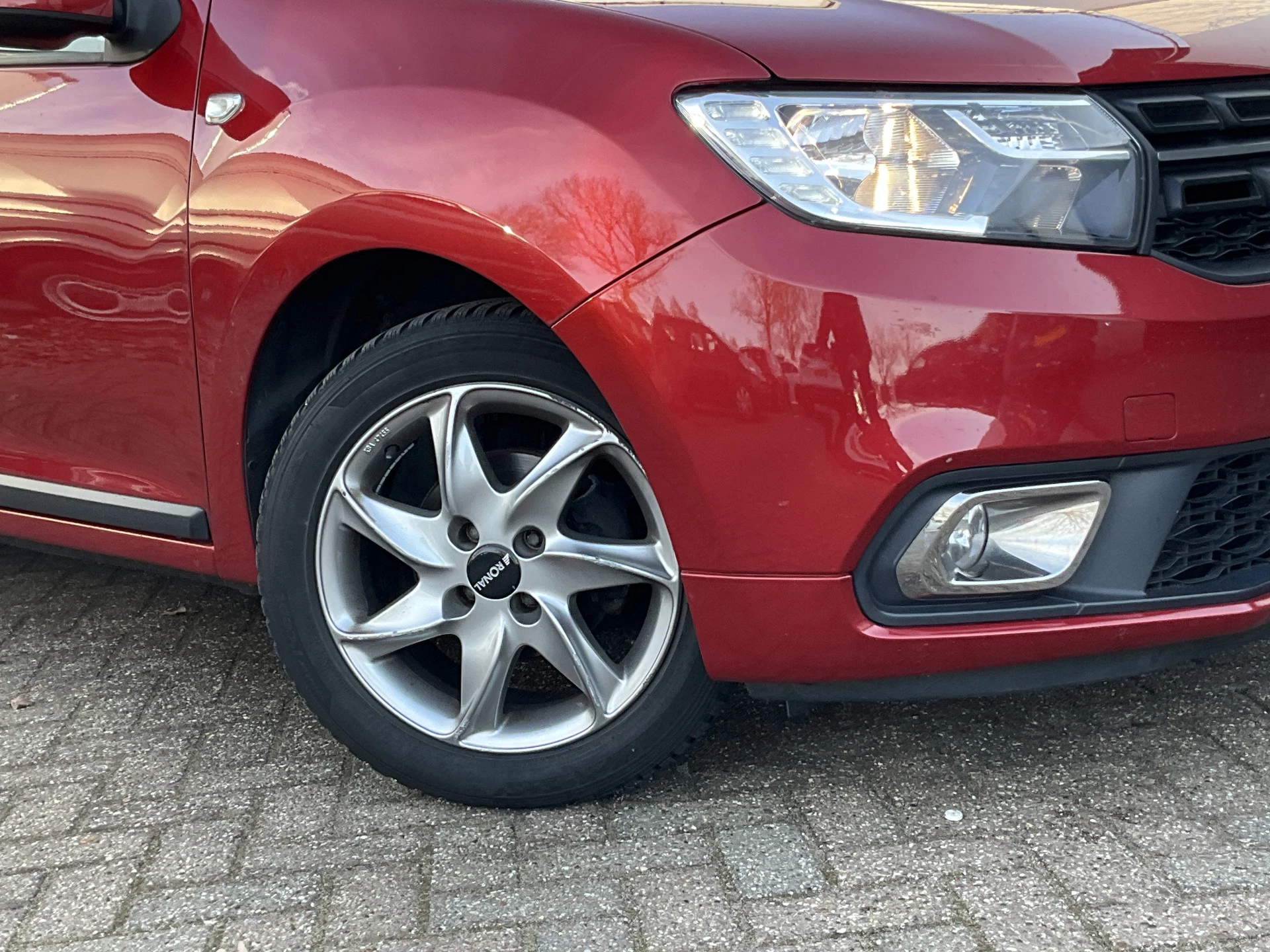 Hoofdafbeelding Dacia Logan