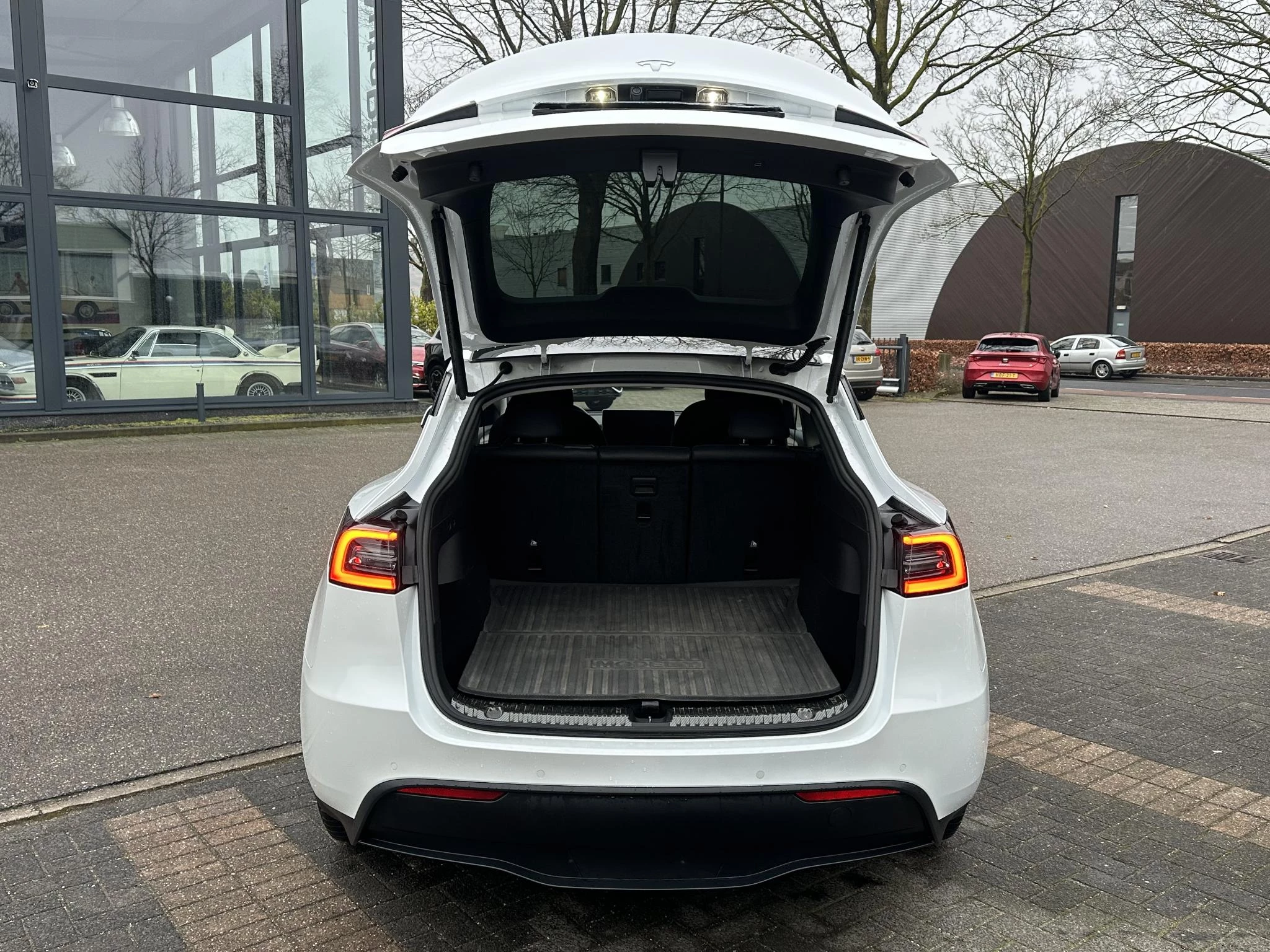 Hoofdafbeelding Tesla Model Y