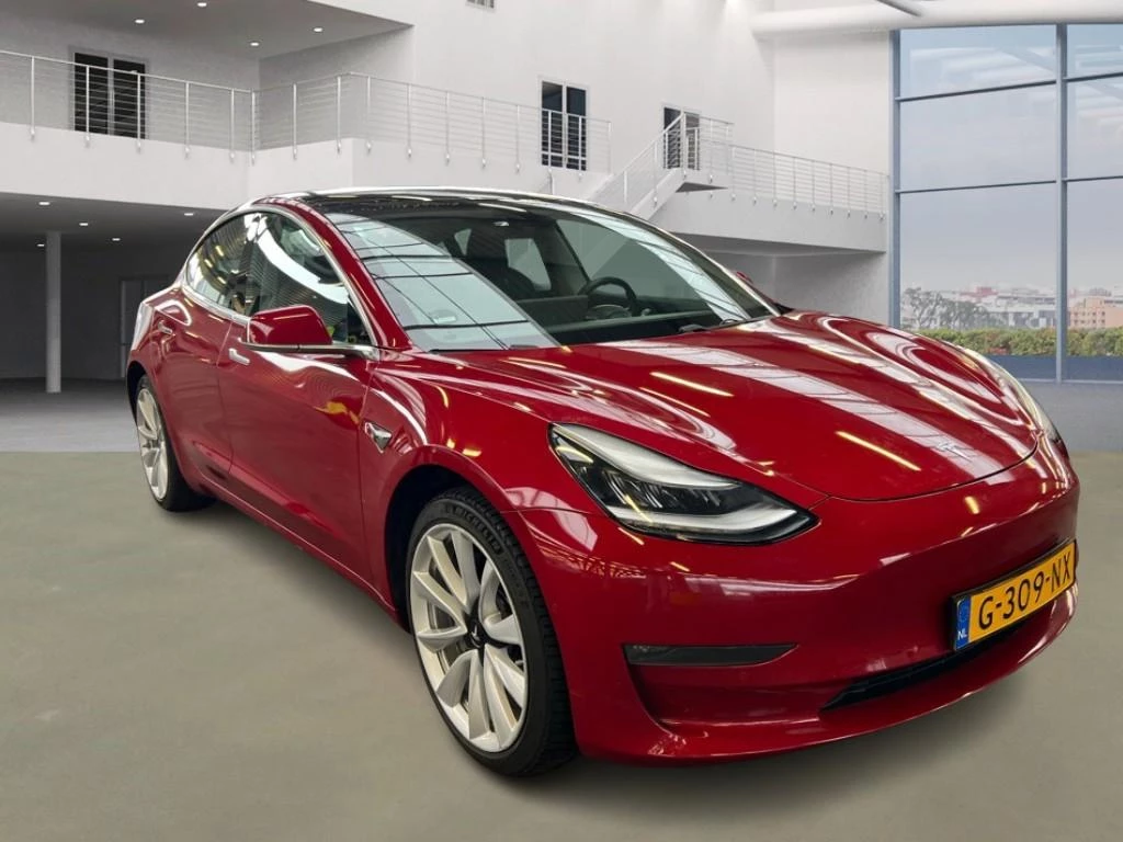 Hoofdafbeelding Tesla Model 3