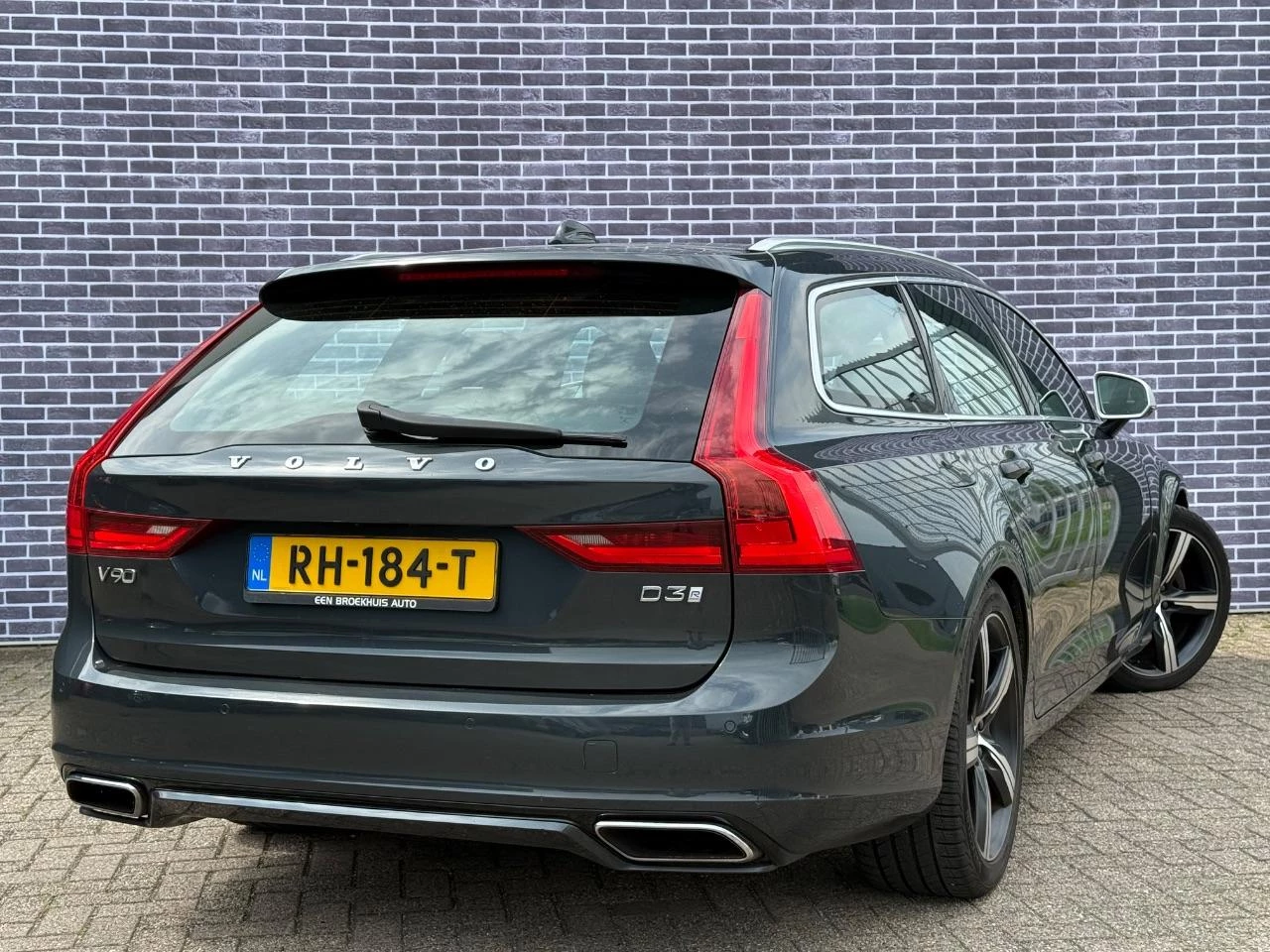 Hoofdafbeelding Volvo V90