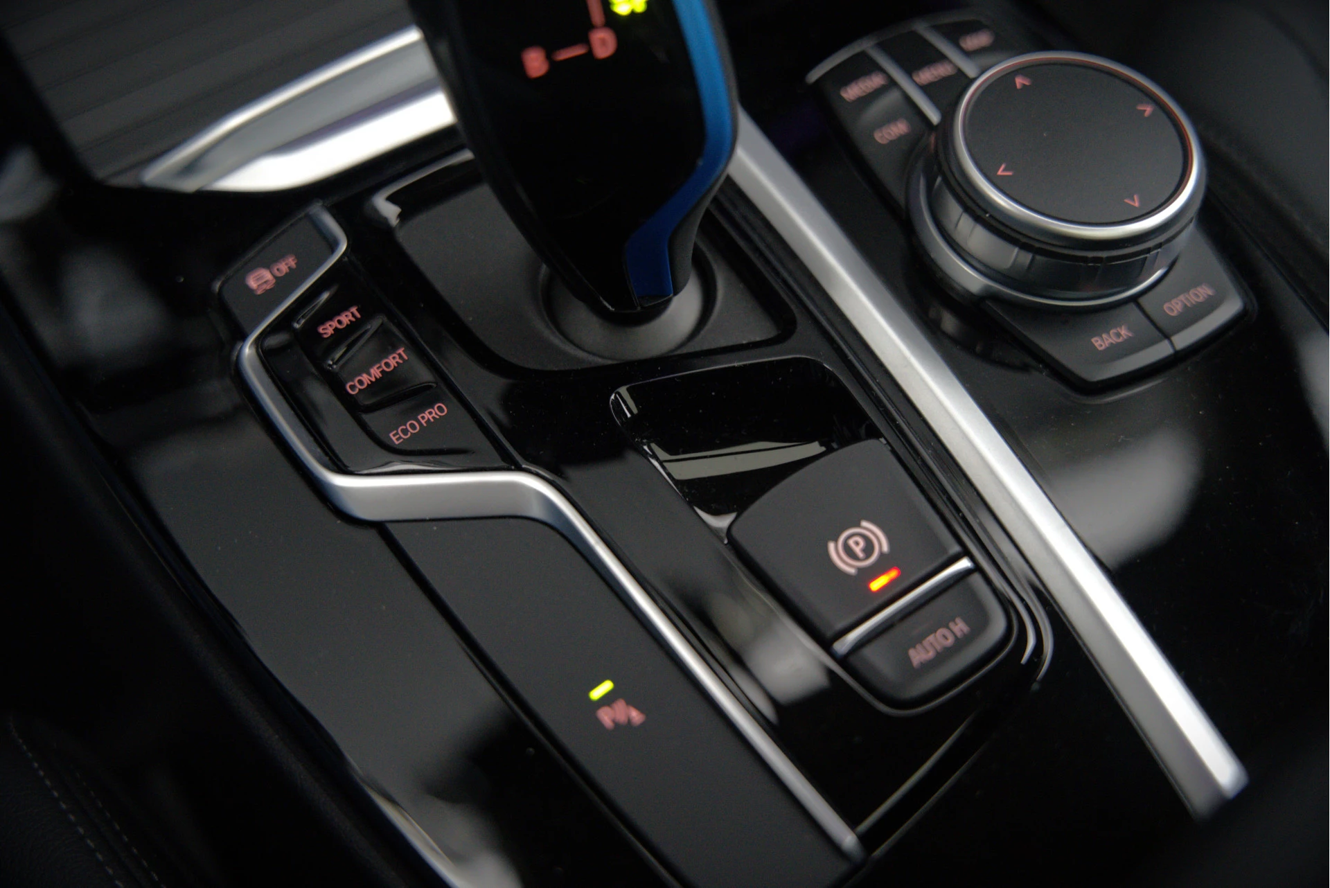 Hoofdafbeelding BMW iX3