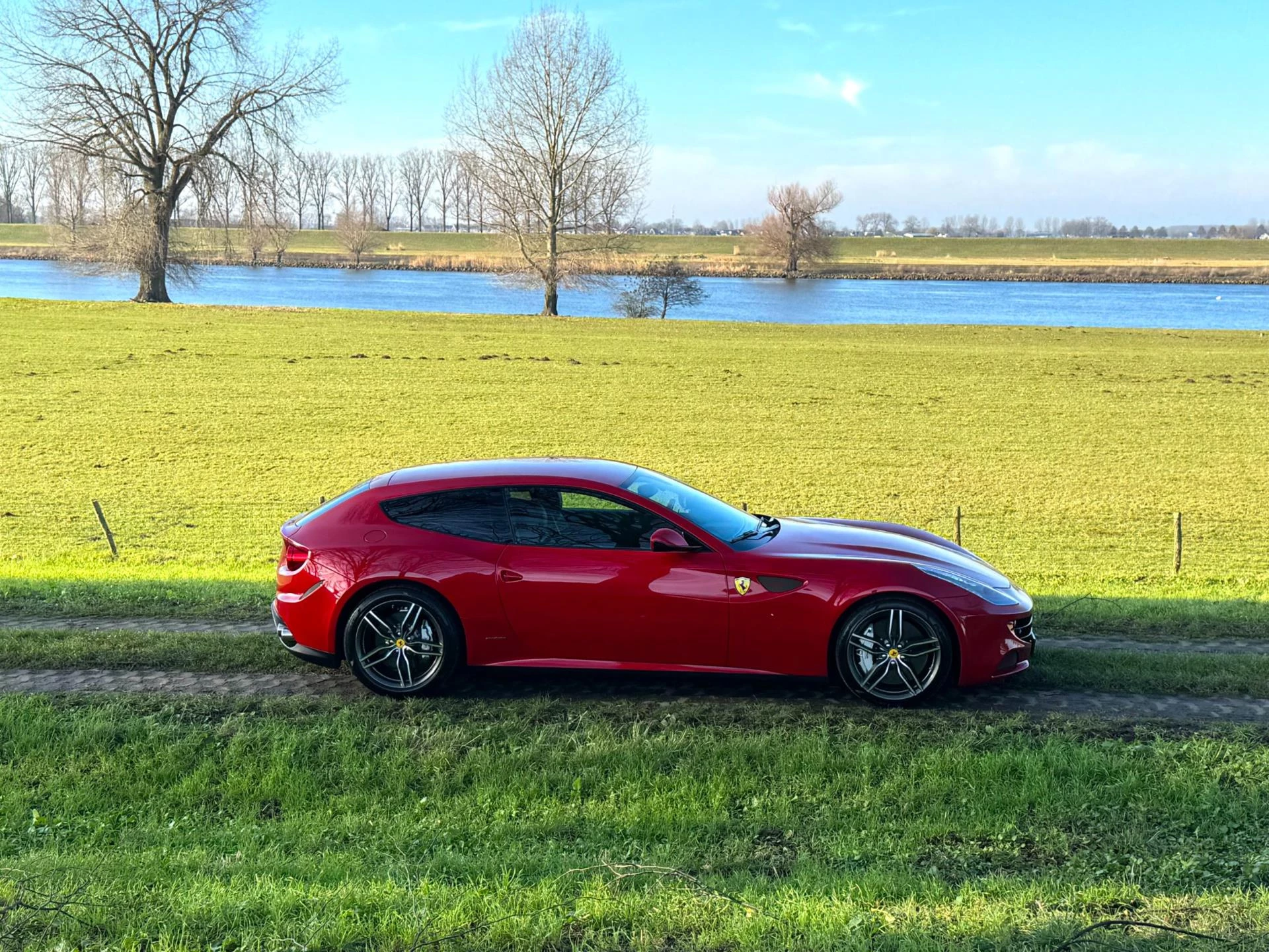 Hoofdafbeelding Ferrari FF