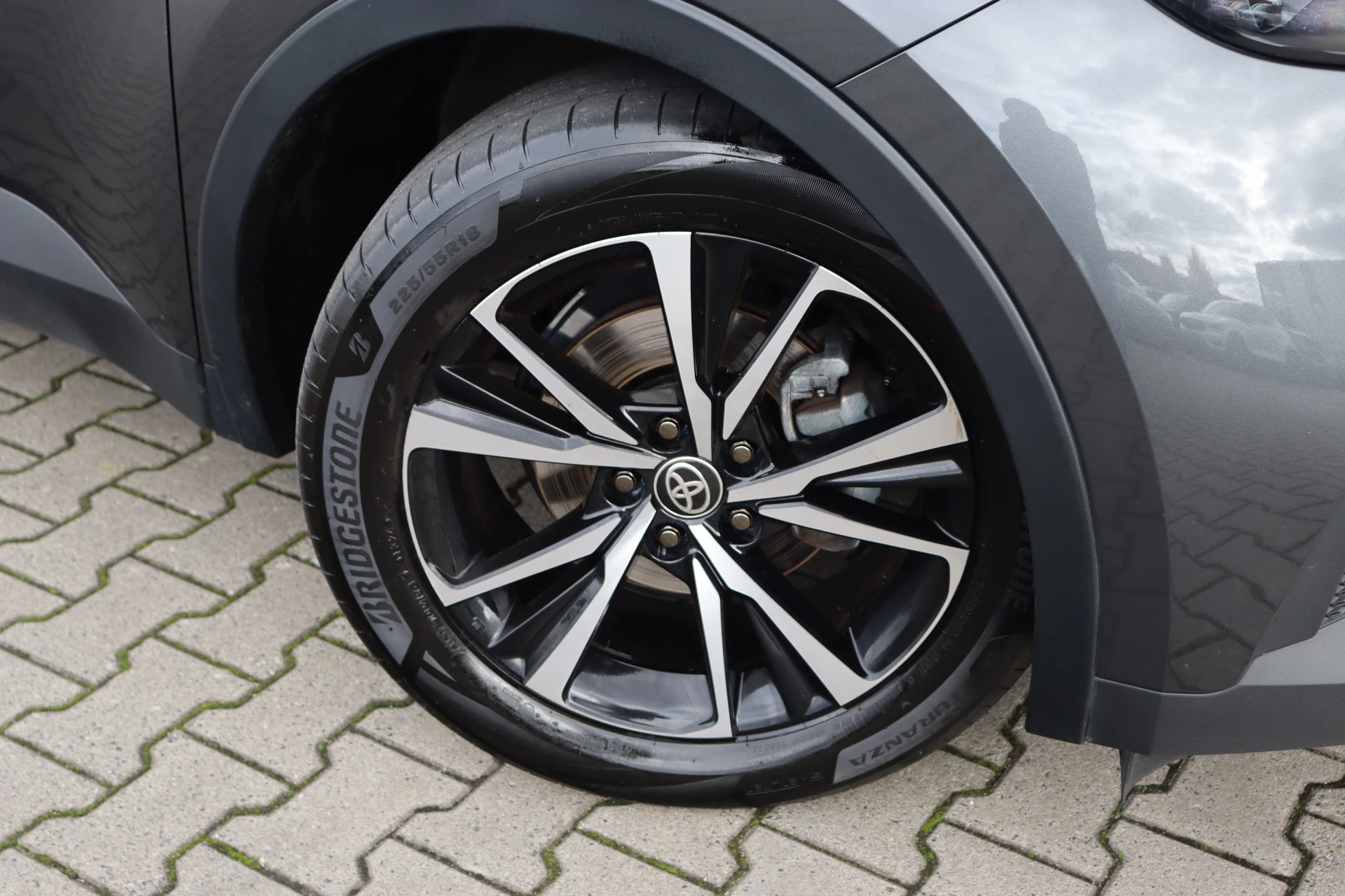 Hoofdafbeelding Toyota C-HR