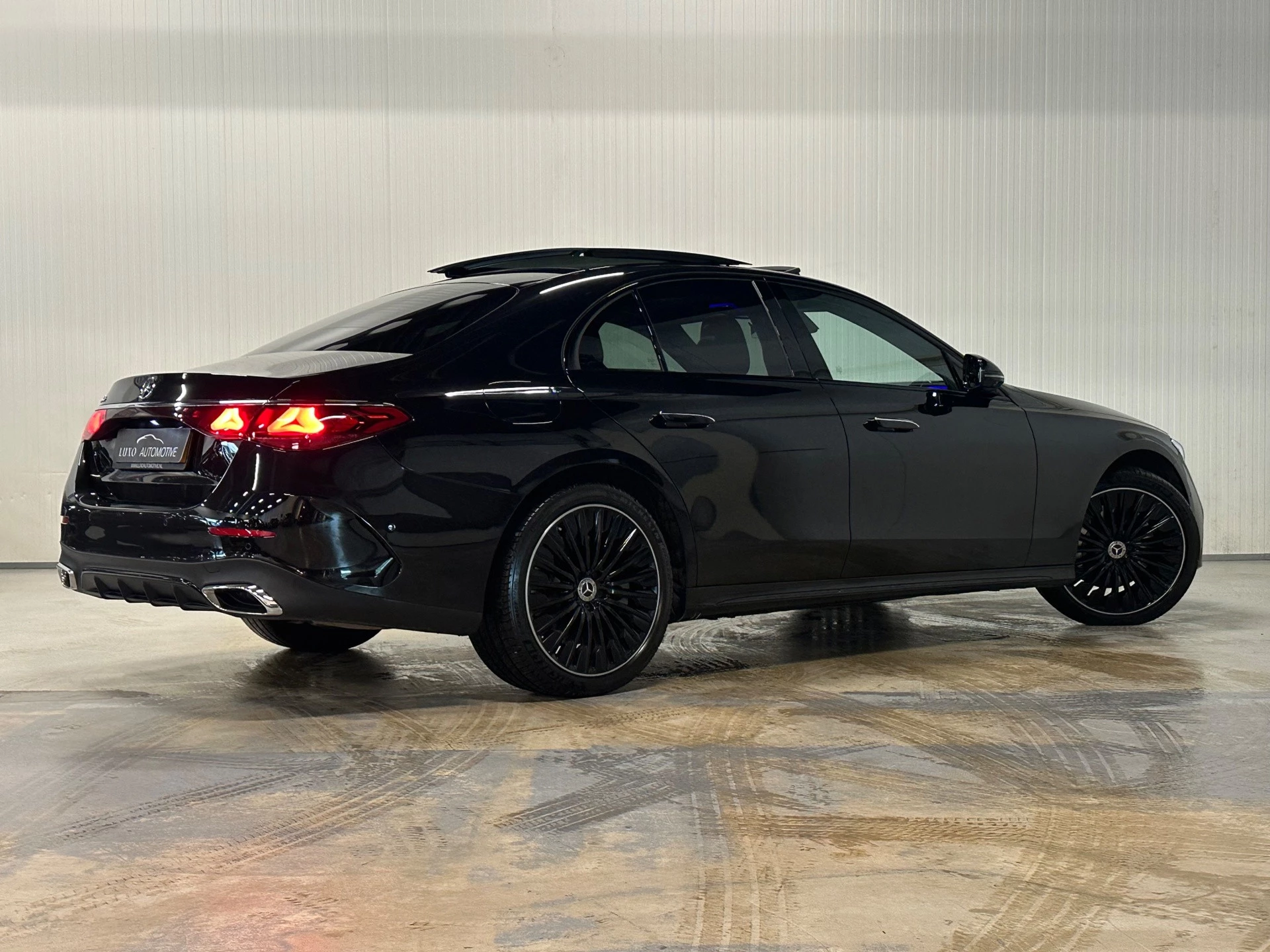 Hoofdafbeelding Mercedes-Benz E-Klasse