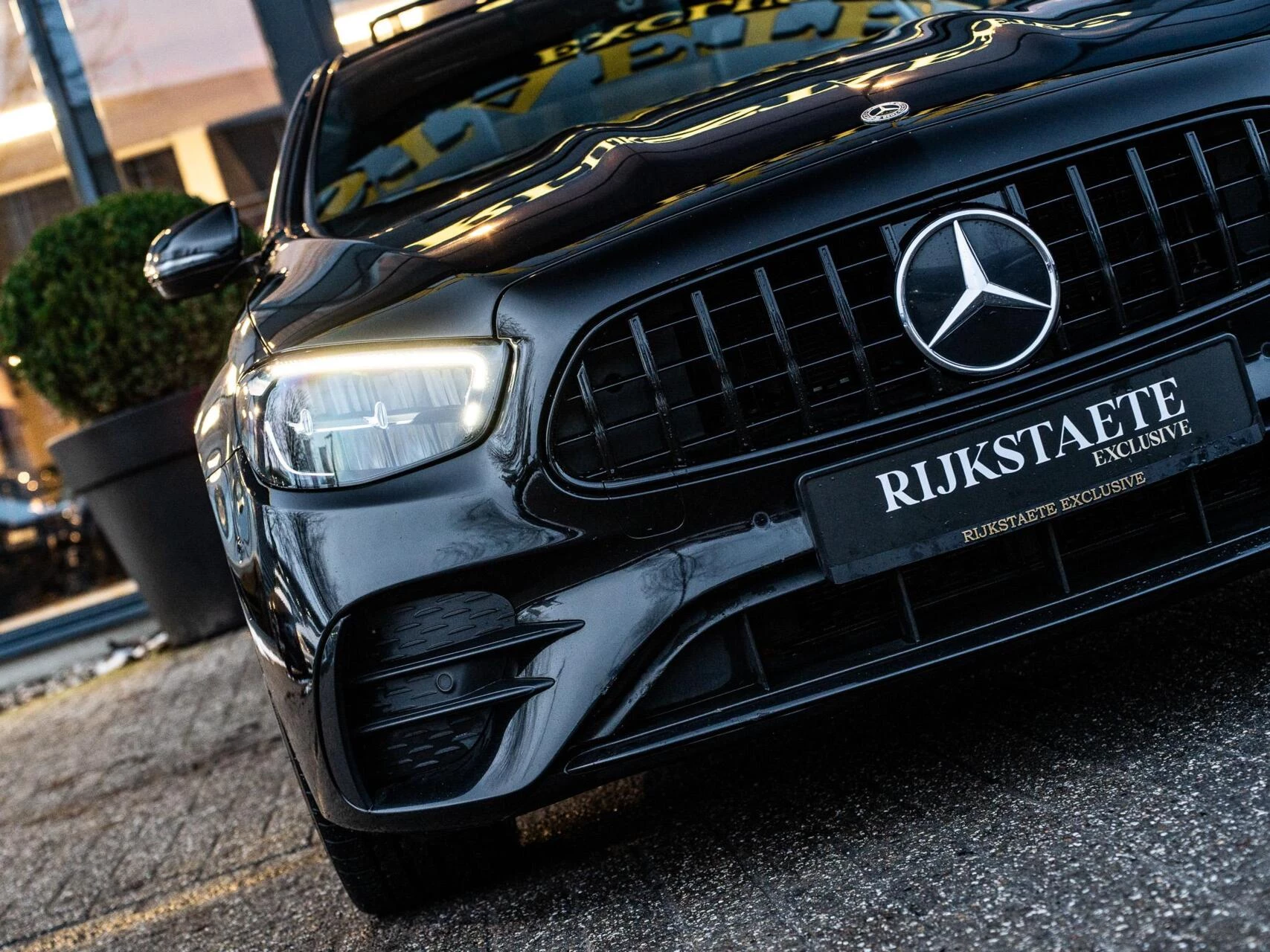 Hoofdafbeelding Mercedes-Benz E-Klasse