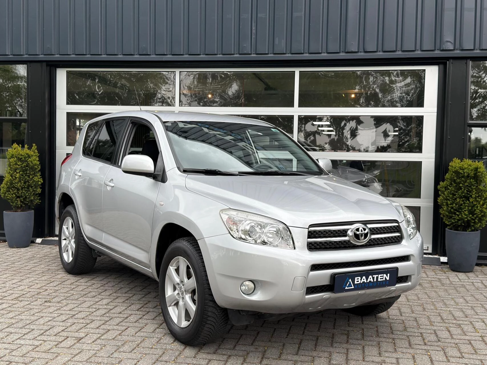 Hoofdafbeelding Toyota RAV4