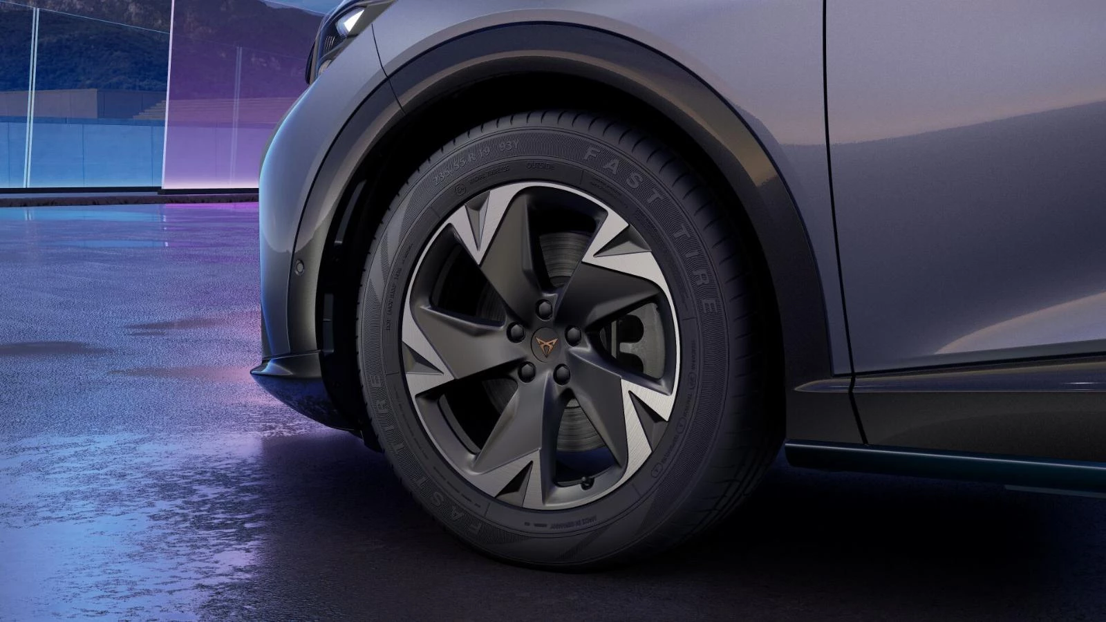 Hoofdafbeelding CUPRA Tavascan