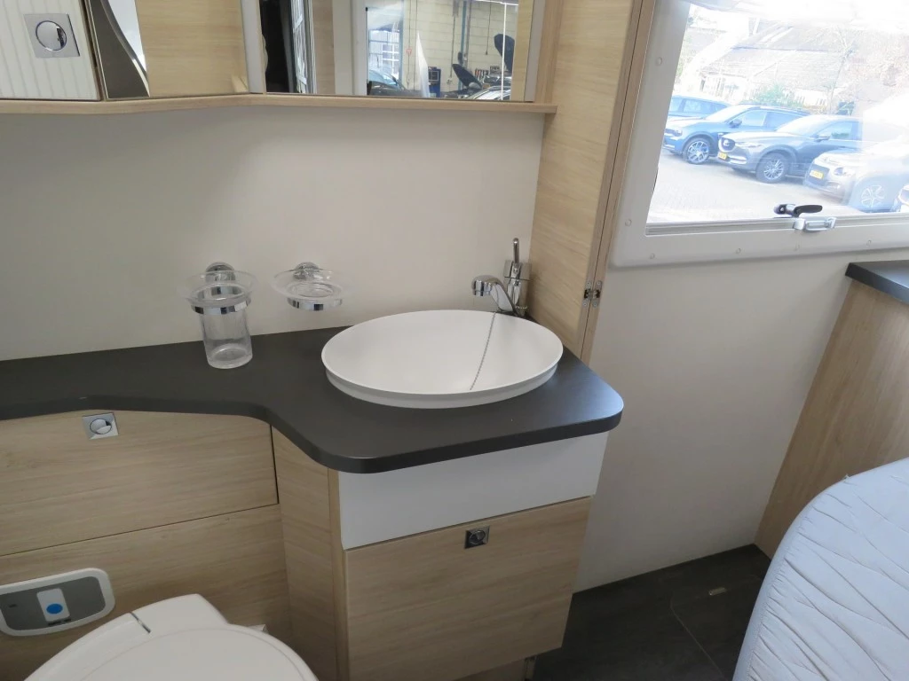 Hoofdafbeelding Chausson 648