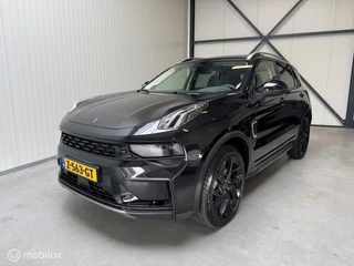 Lynk & Co 01 1.5 Zwart uitgevoerd