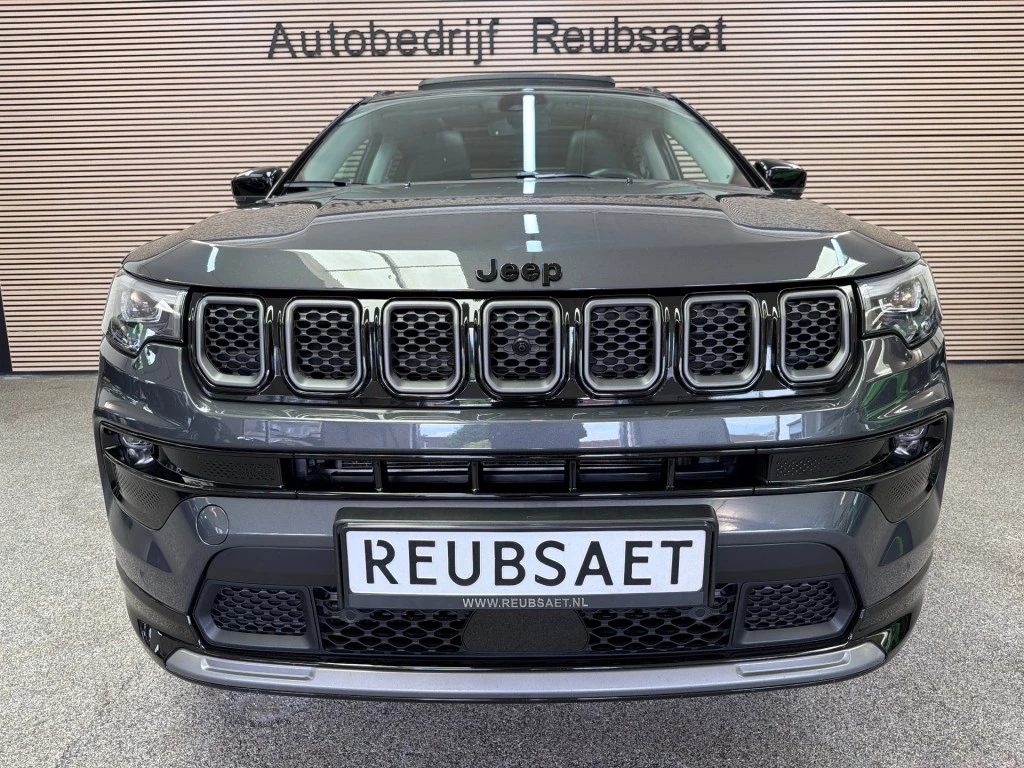 Hoofdafbeelding Jeep Compass