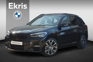 Hoofdafbeelding BMW X1 BMW X1 xDrive25e M Sportpakket / Trekhaak / Panoramadak / Head-Up Display / Comfort Access / Stoelverwarming & Elektrische verstelbare Stoelen /  Achteruitrijcamera