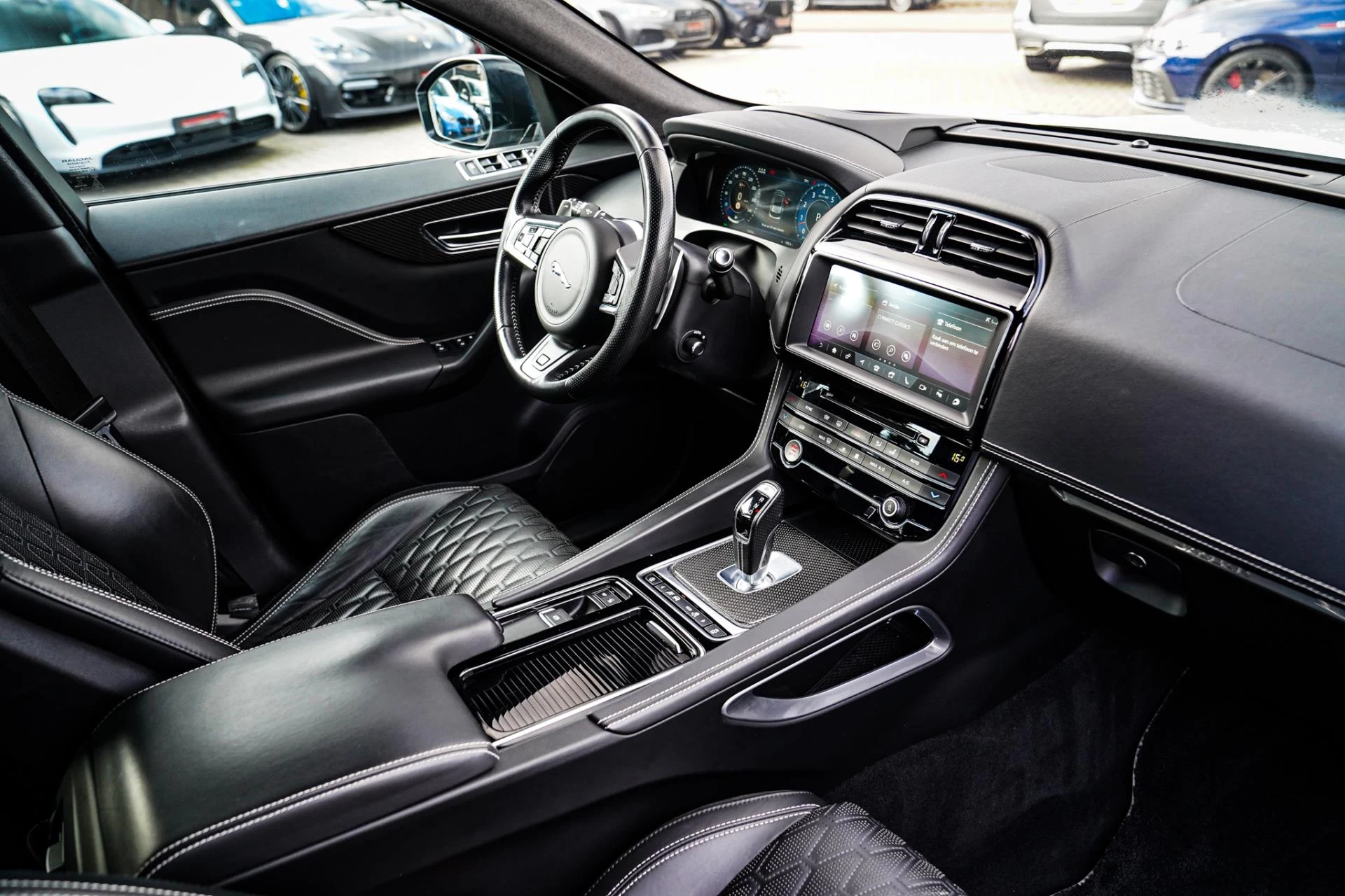 Hoofdafbeelding Jaguar F-PACE
