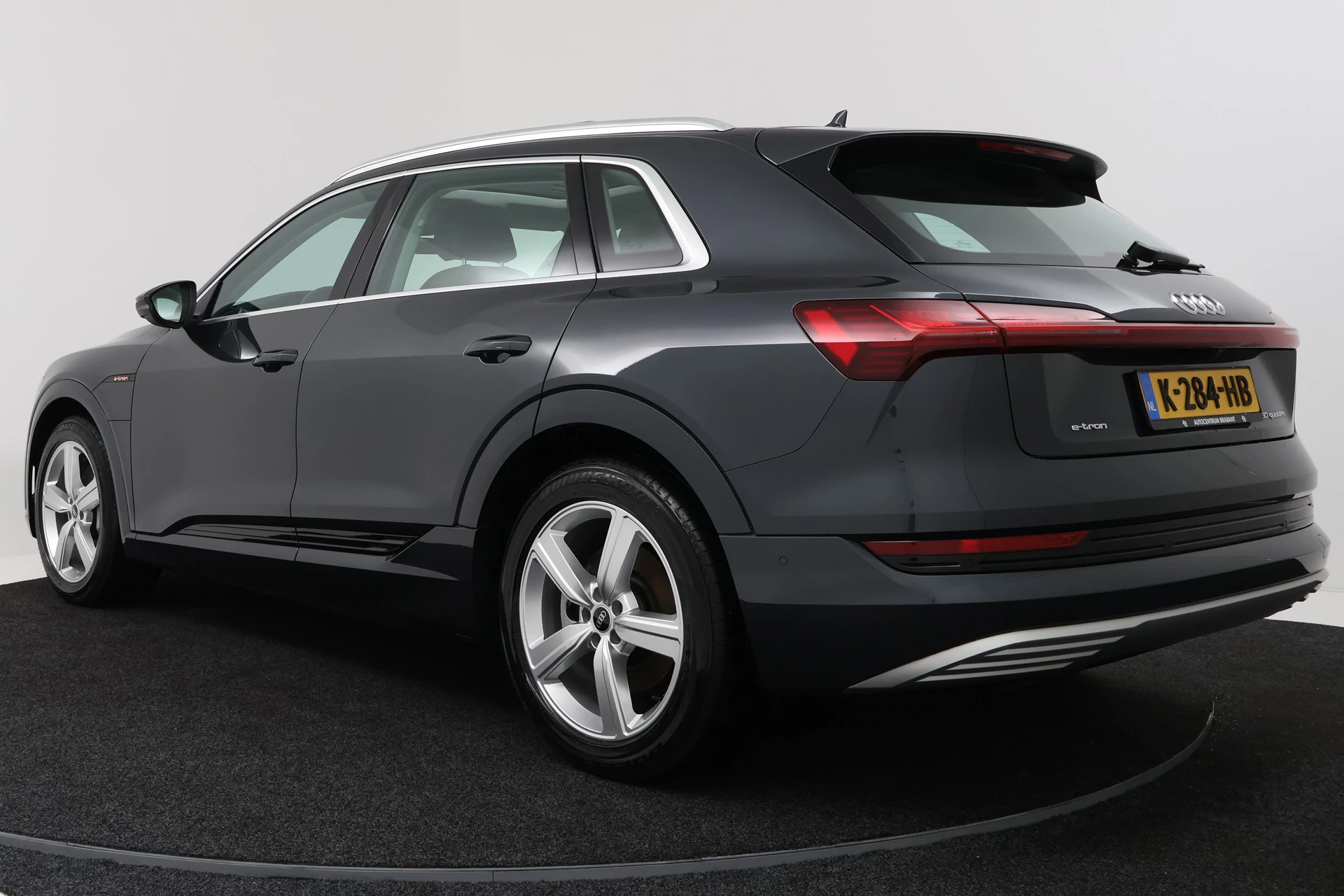 Hoofdafbeelding Audi e-tron