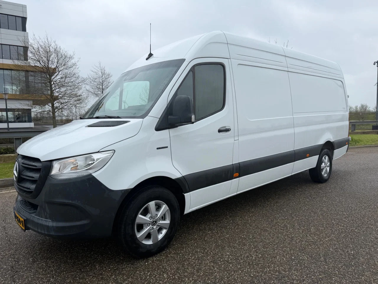 Hoofdafbeelding Mercedes-Benz eSprinter