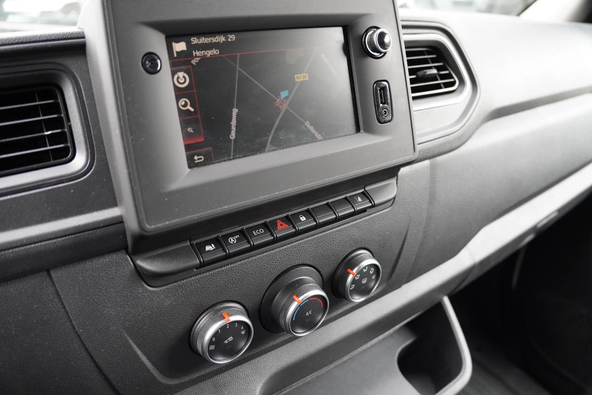Hoofdafbeelding Nissan Interstar