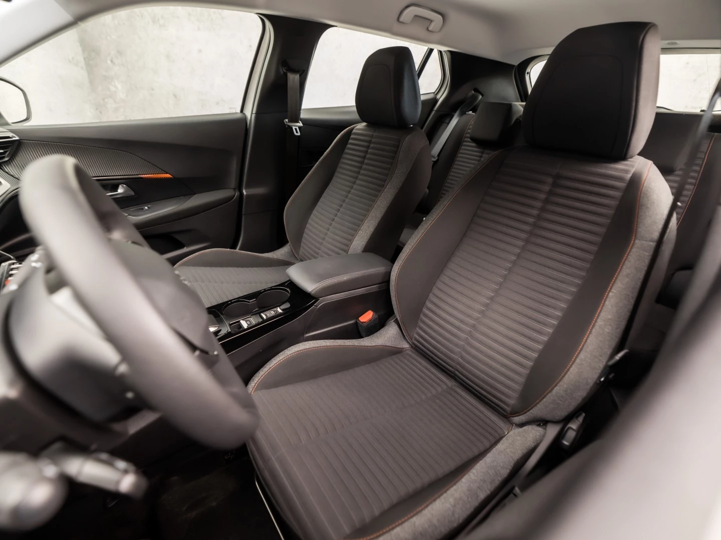 Hoofdafbeelding Peugeot e-2008