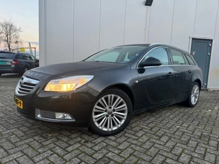 Hoofdafbeelding Opel Insignia Opel Insignia Sports Tourer 1.4 Turbo EcoFLEX Business+ (NL-auto, Perfect onderhouden, Navi, Airco, Parkeersensoren, Climate, Etc)