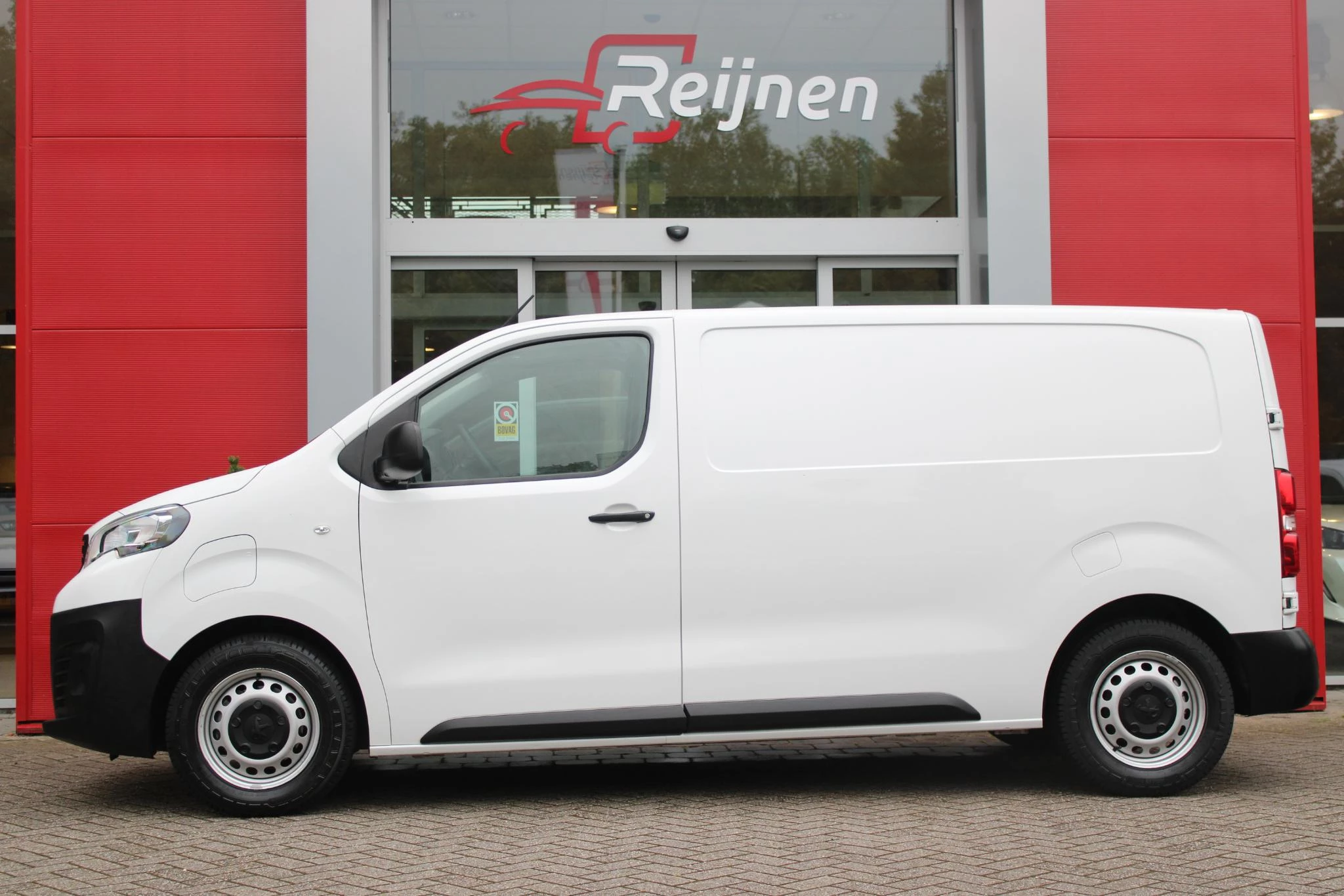 Hoofdafbeelding Peugeot e-Expert
