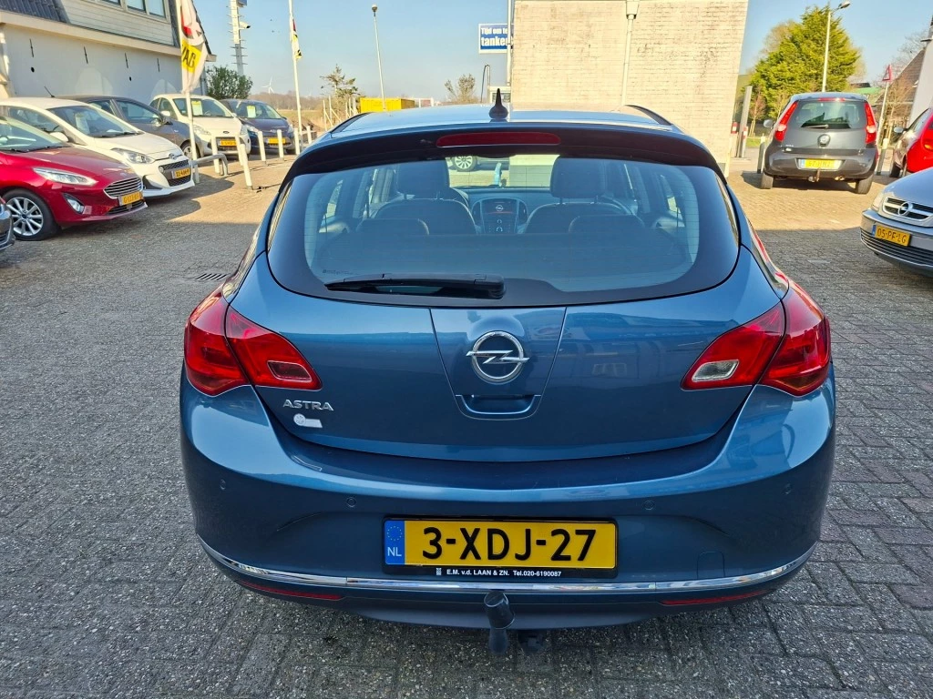 Hoofdafbeelding Opel Astra