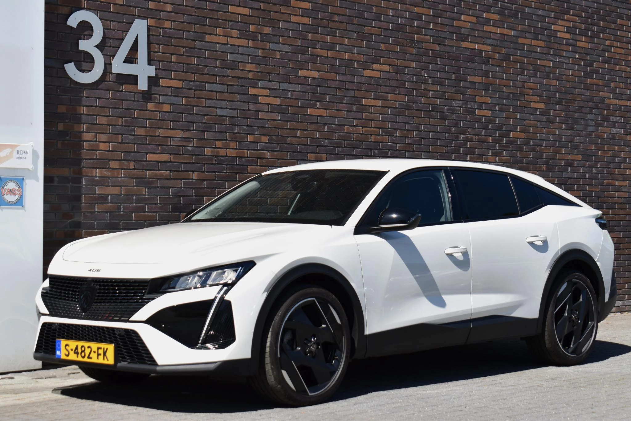 Hoofdafbeelding Peugeot 408
