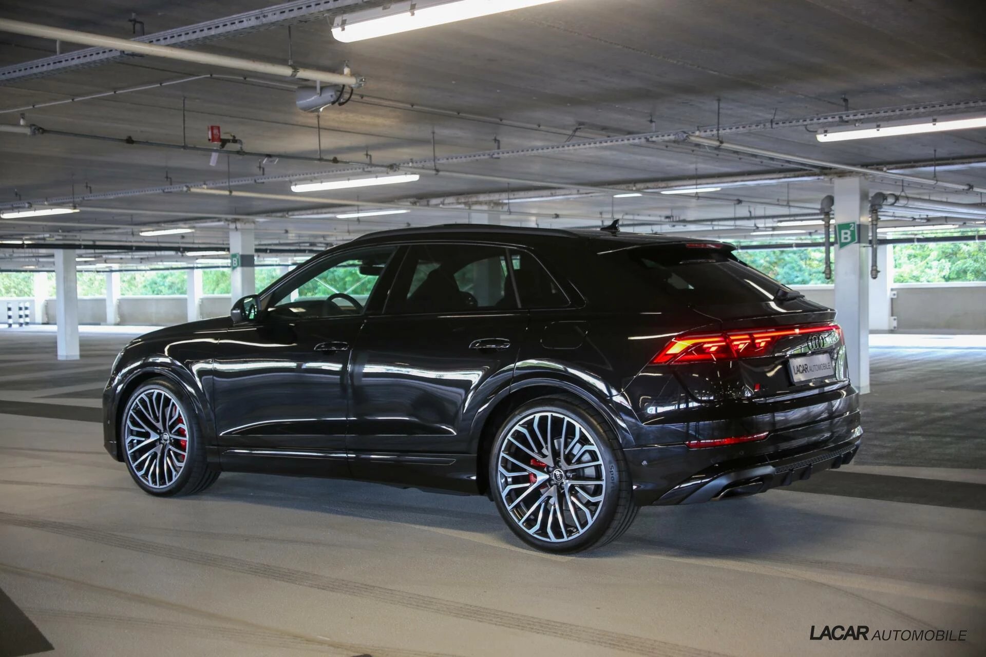 Hoofdafbeelding Audi Q8