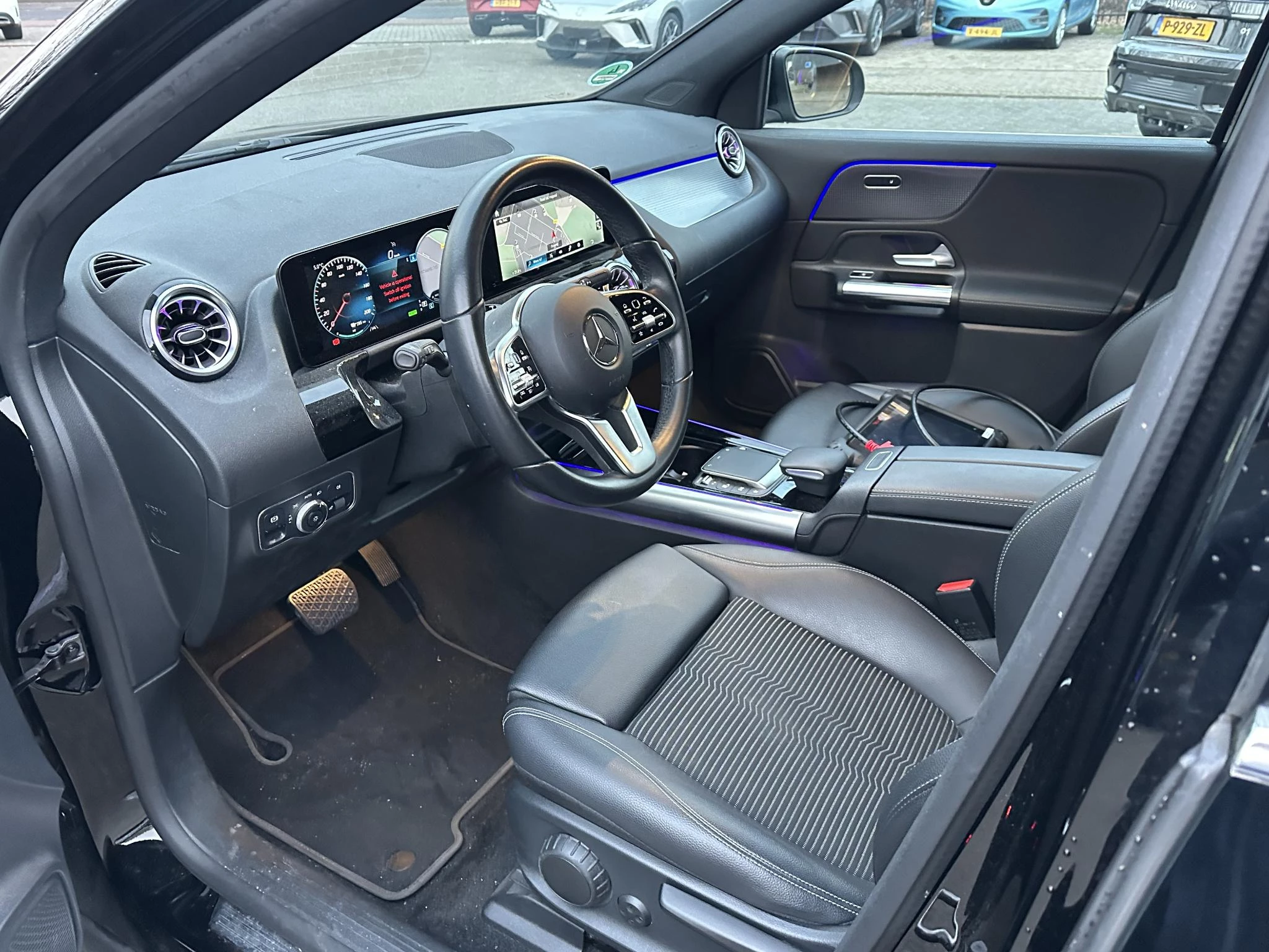 Hoofdafbeelding Mercedes-Benz EQA