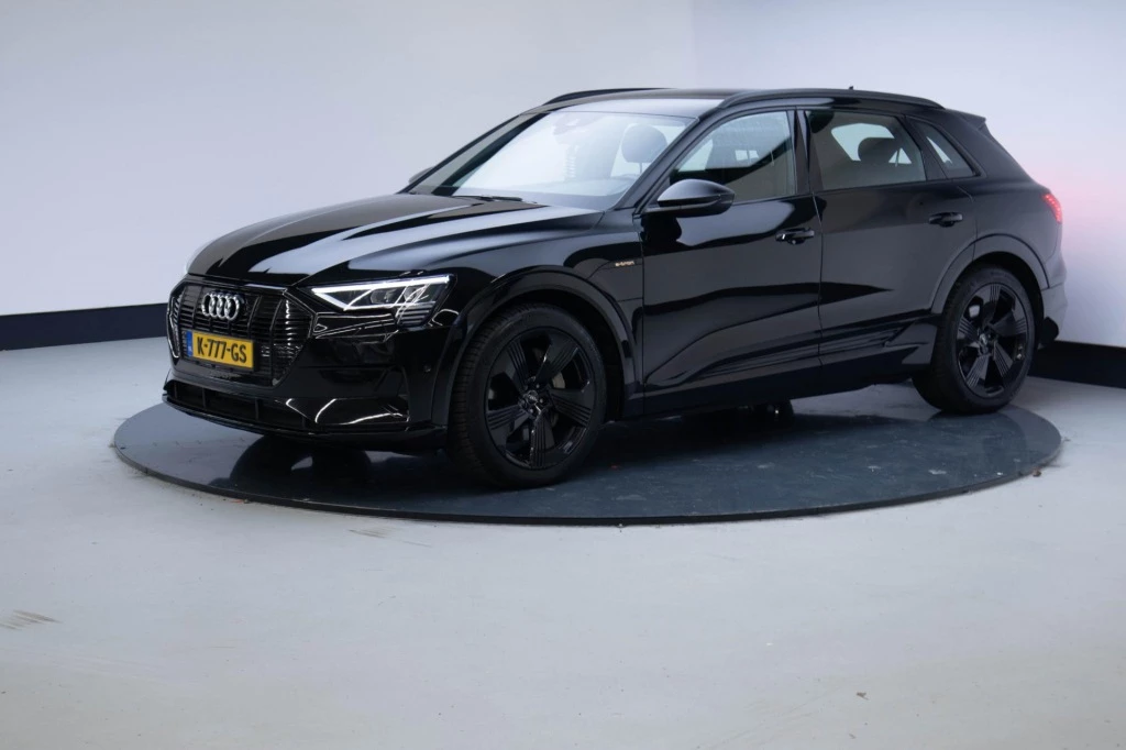 Hoofdafbeelding Audi e-tron