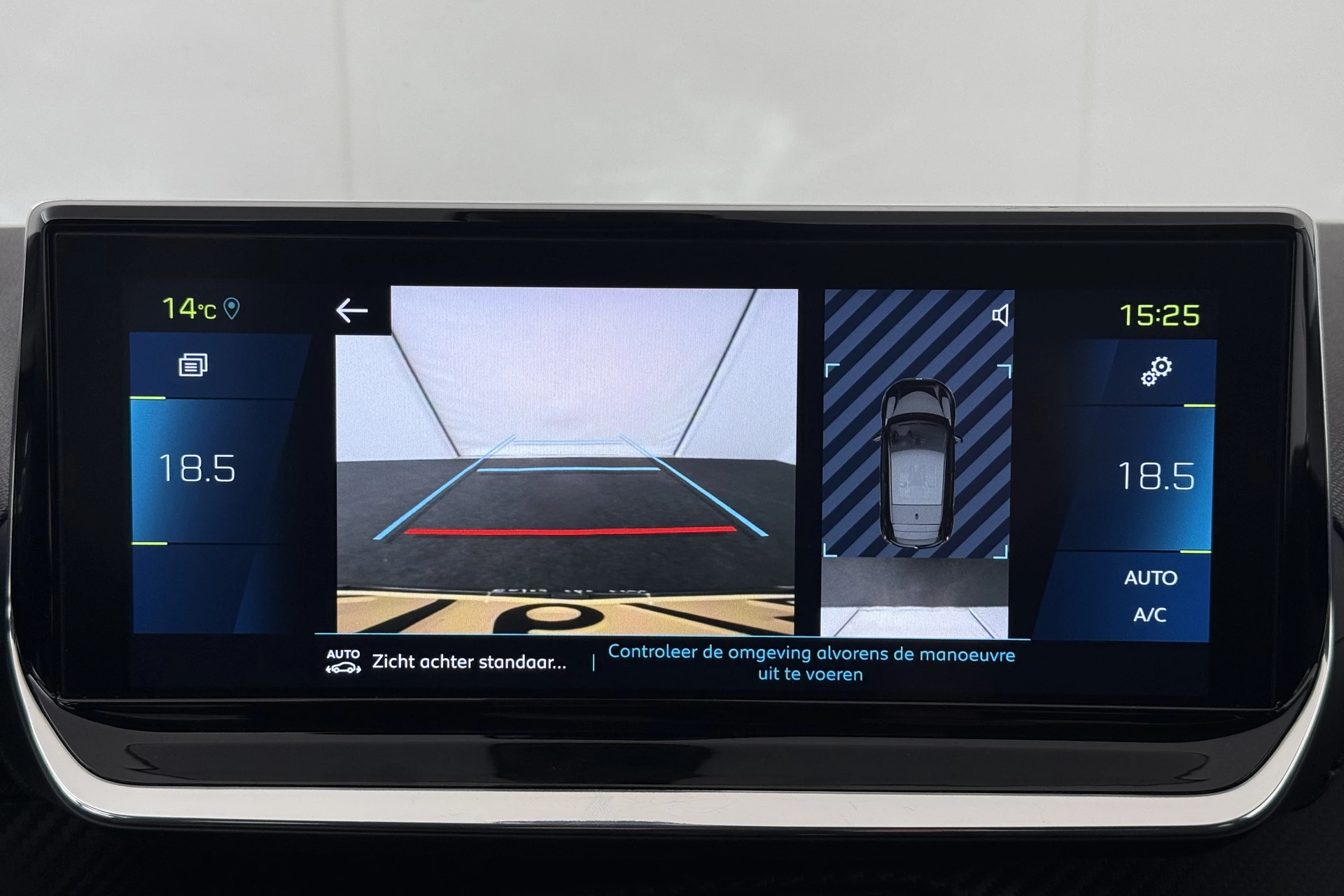 Hoofdafbeelding Peugeot e-208