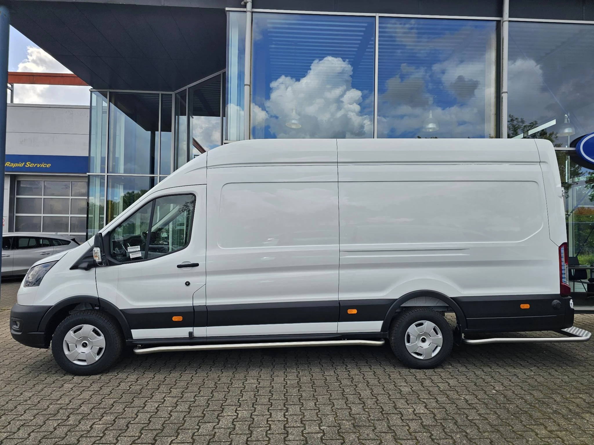 Hoofdafbeelding Ford E-Transit