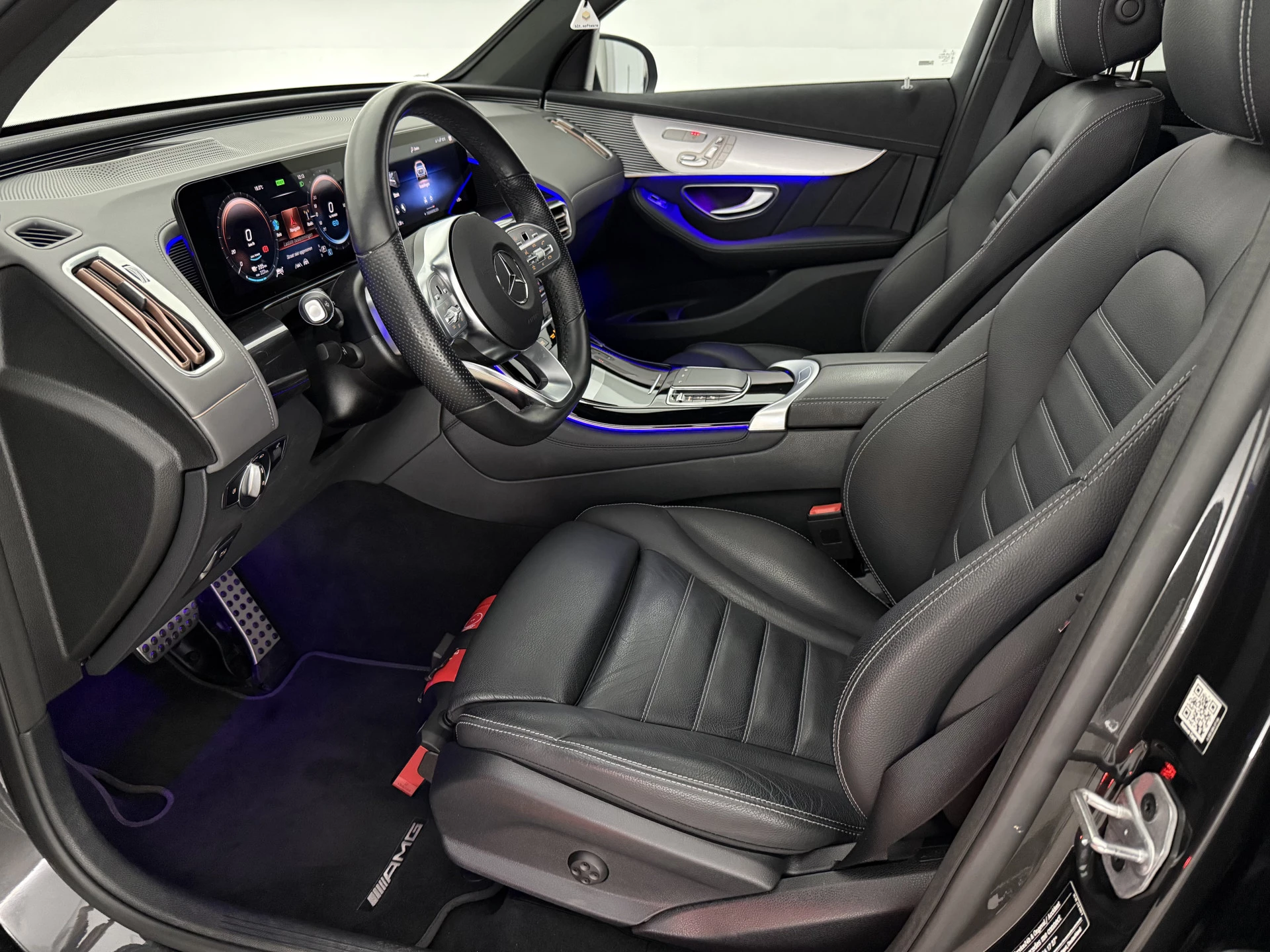 Hoofdafbeelding Mercedes-Benz EQC