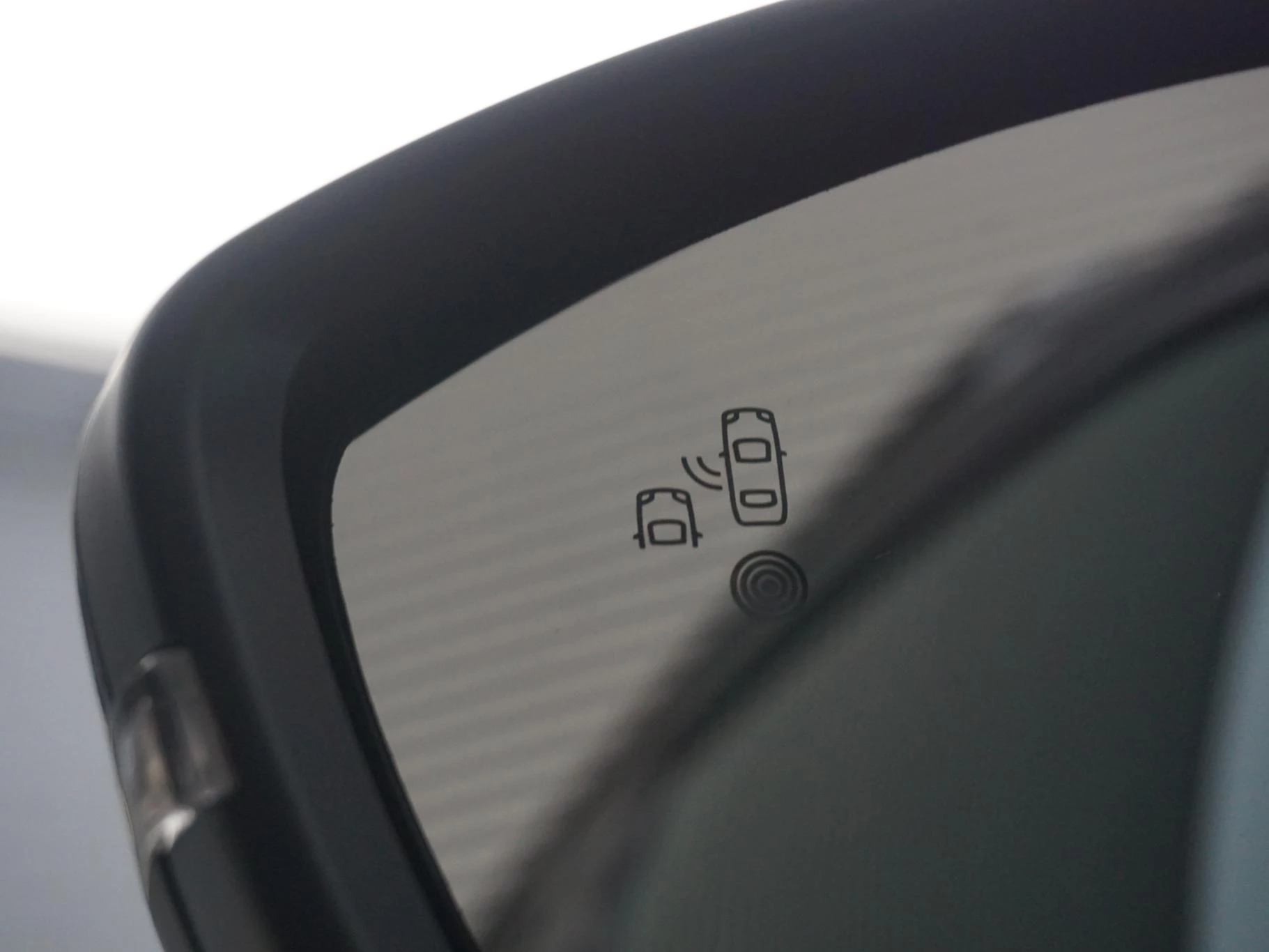 Hoofdafbeelding Peugeot e-2008