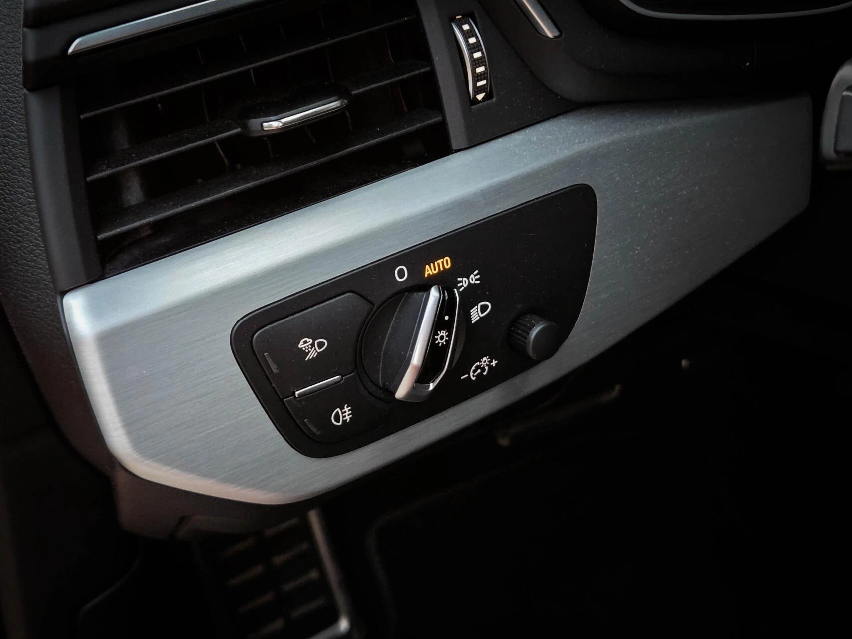 Hoofdafbeelding Audi S4