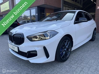 Hoofdafbeelding BMW 1 Serie BMW 1-serie 118i EDE M Sport Edition LED*PANO*CAMERA*CARPLAY*