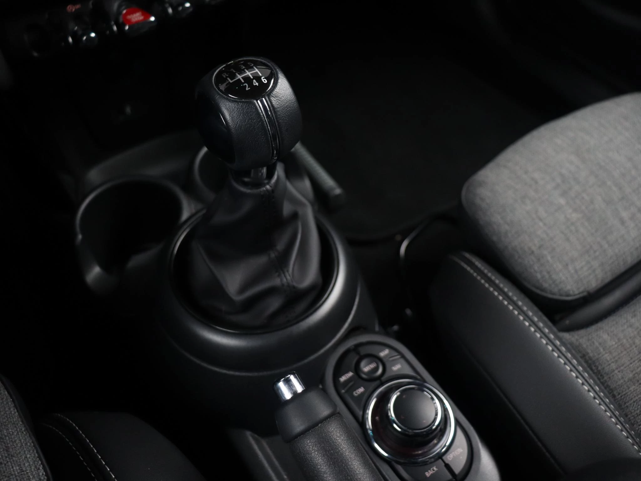 Hoofdafbeelding MINI 5-deurs