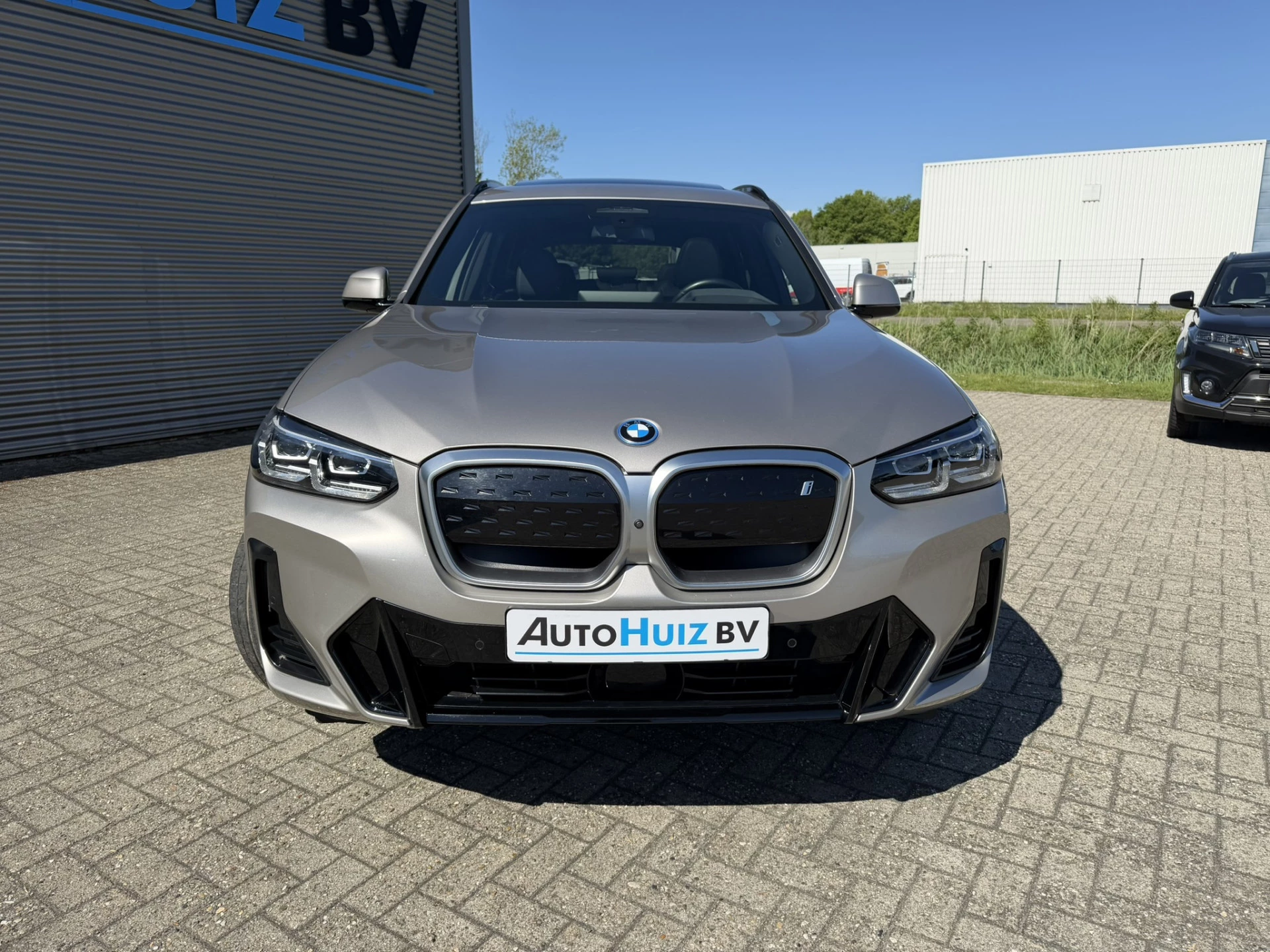 Hoofdafbeelding BMW iX3