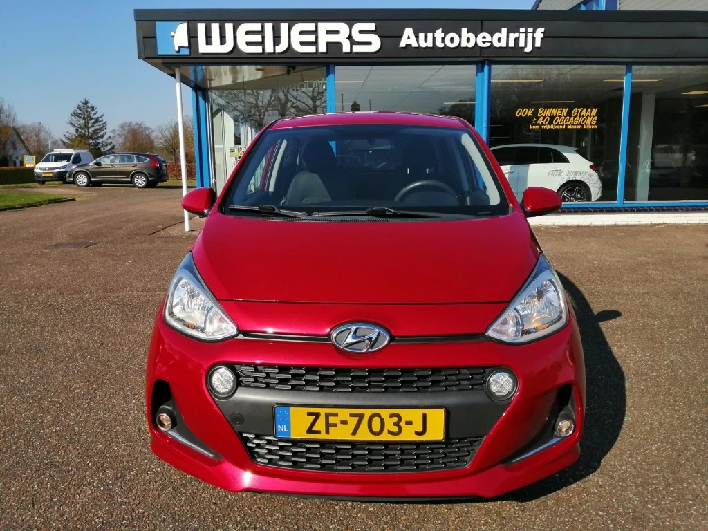 Hoofdafbeelding Hyundai i10