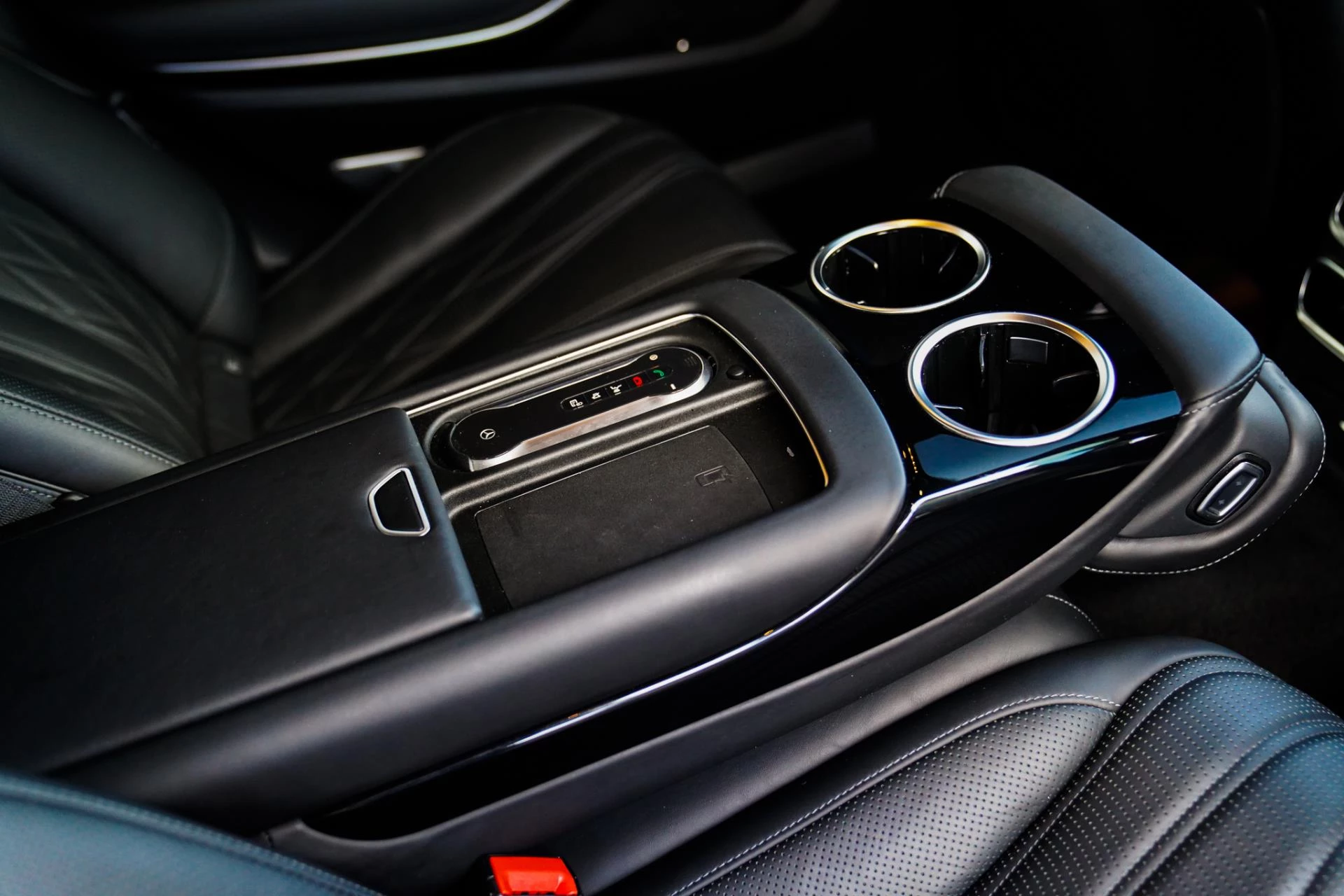 Hoofdafbeelding Mercedes-Benz S-Klasse