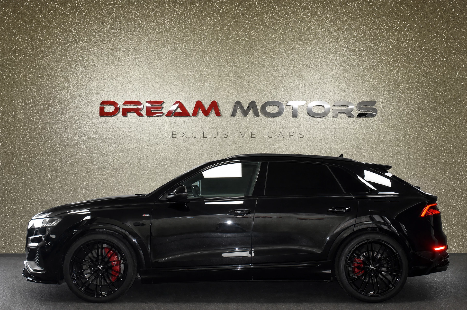 Hoofdafbeelding Audi Q8