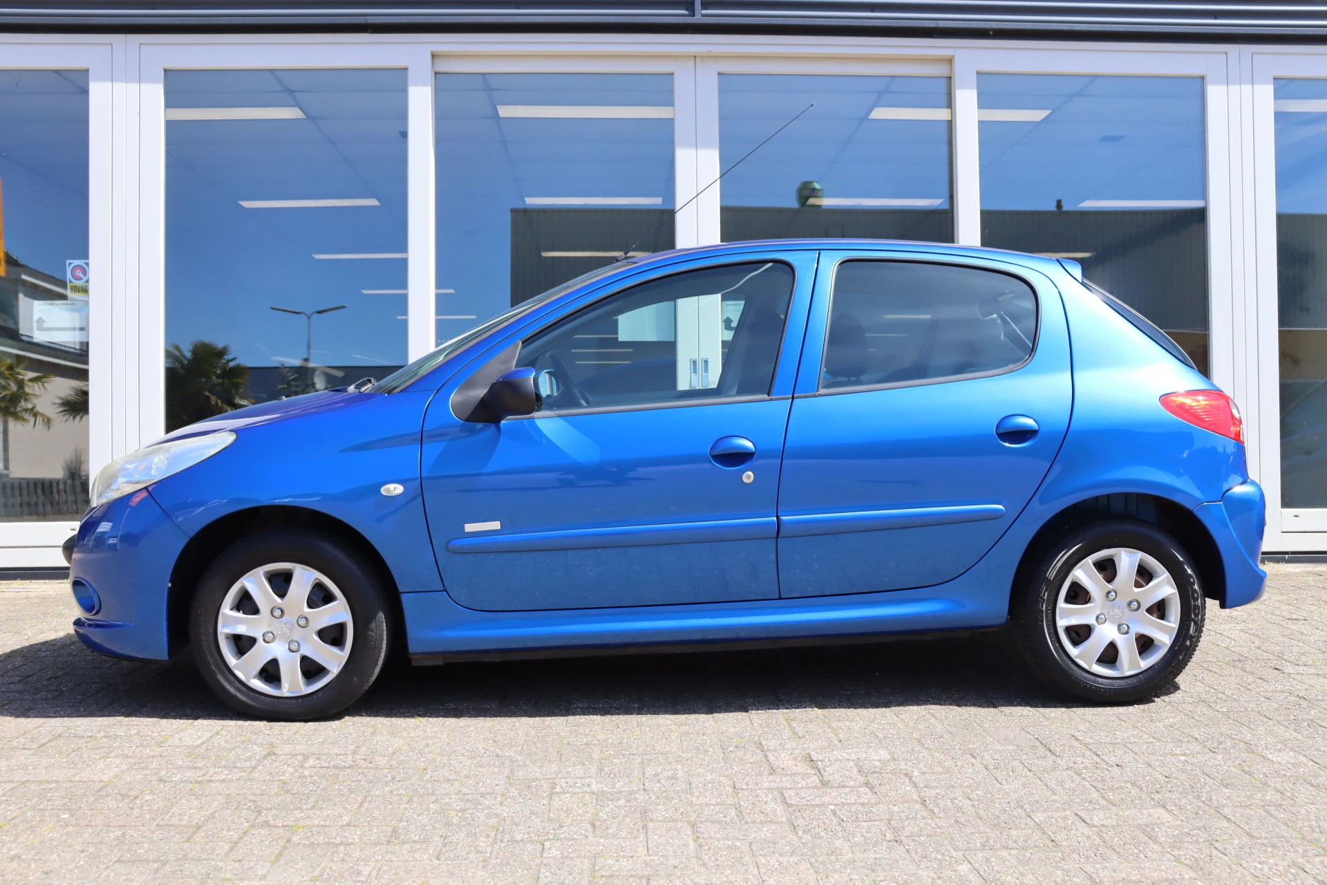 Hoofdafbeelding Peugeot 206