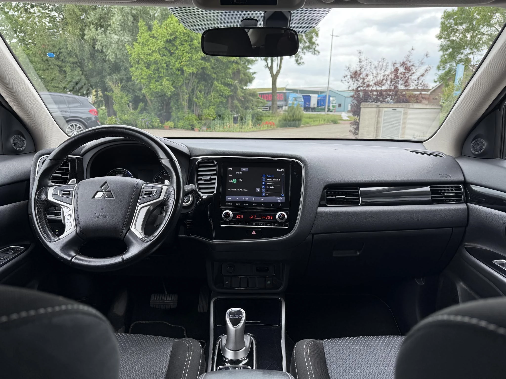 Hoofdafbeelding Mitsubishi Outlander