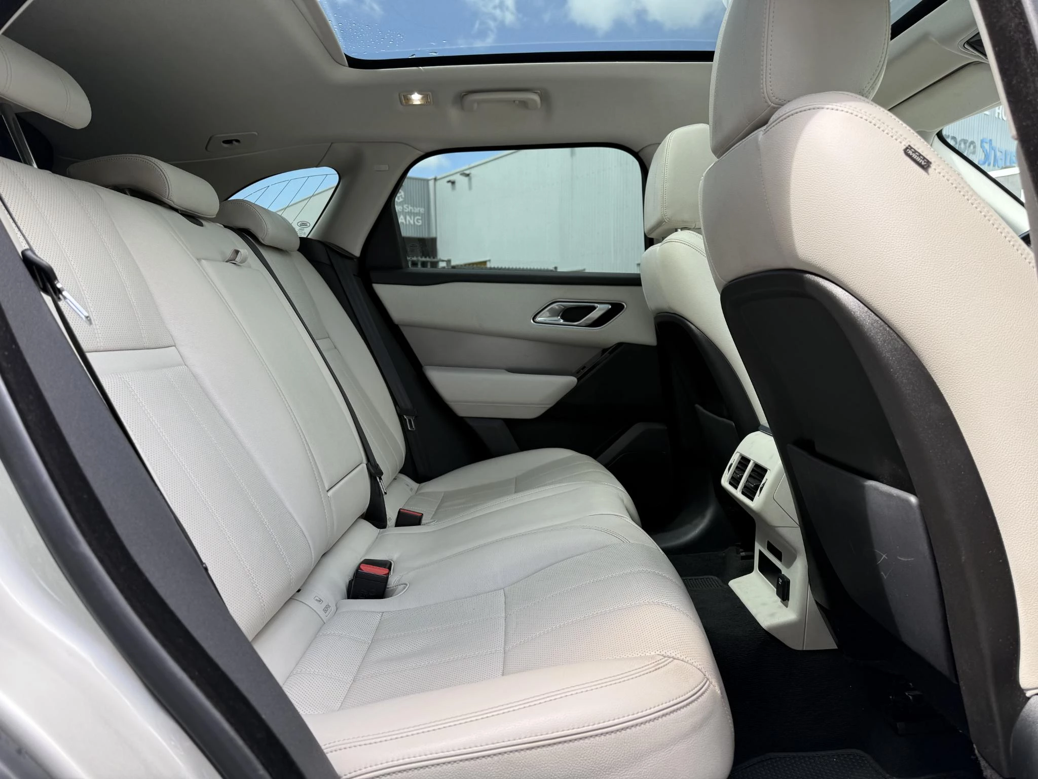 Hoofdafbeelding Land Rover Range Rover Velar