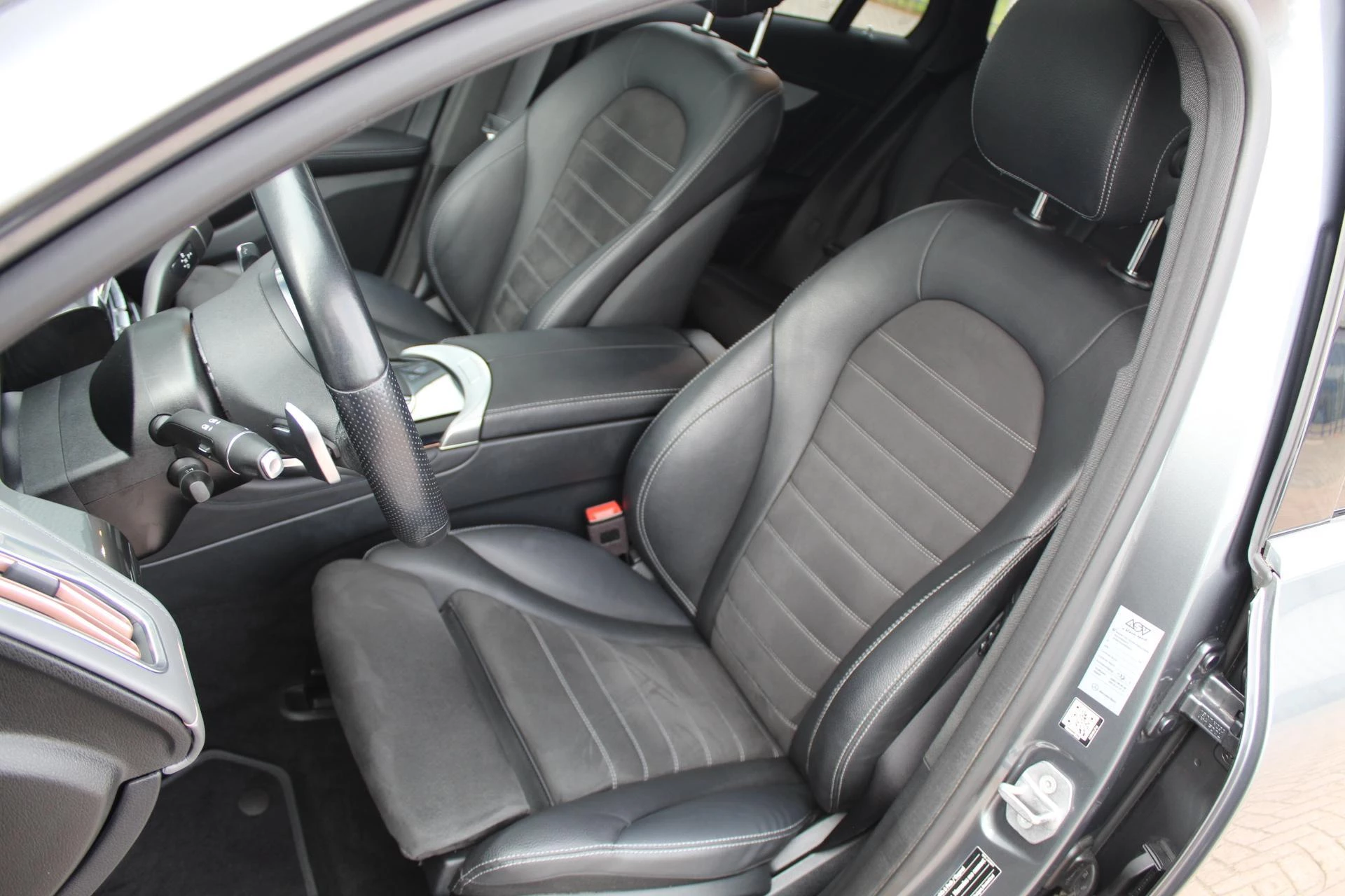 Hoofdafbeelding Mercedes-Benz EQC