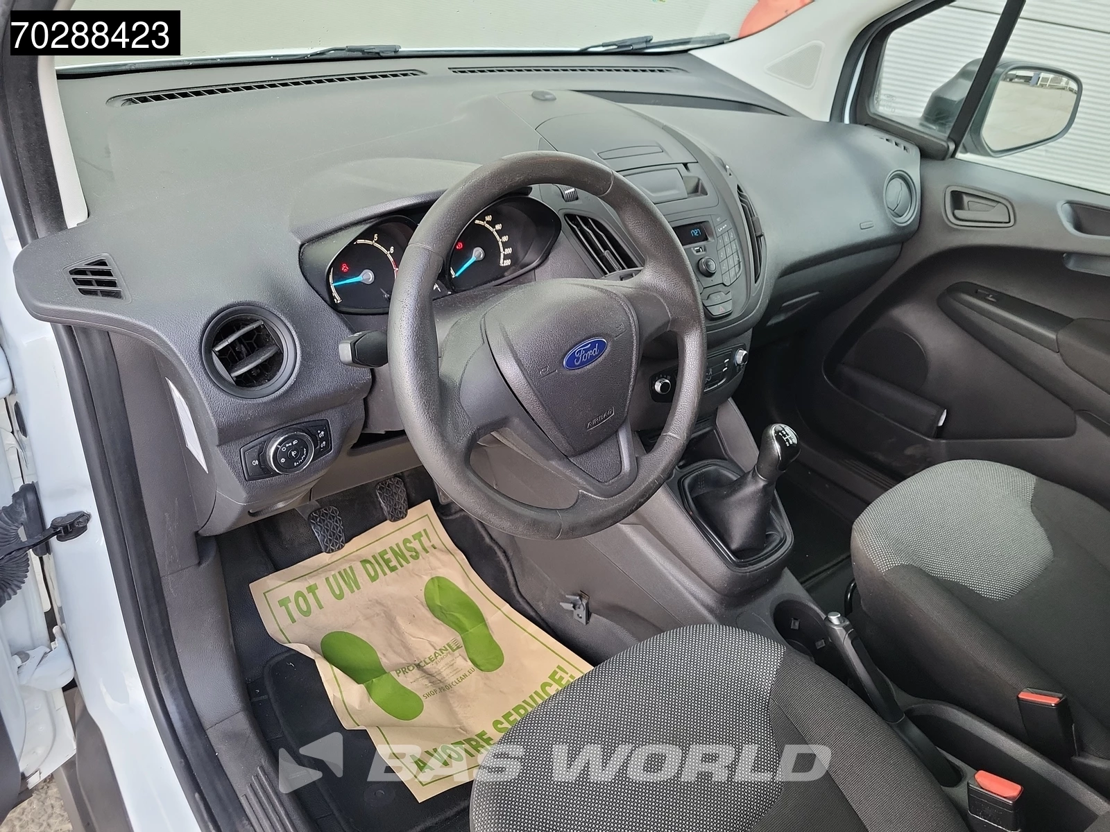 Hoofdafbeelding Ford Transit Courier