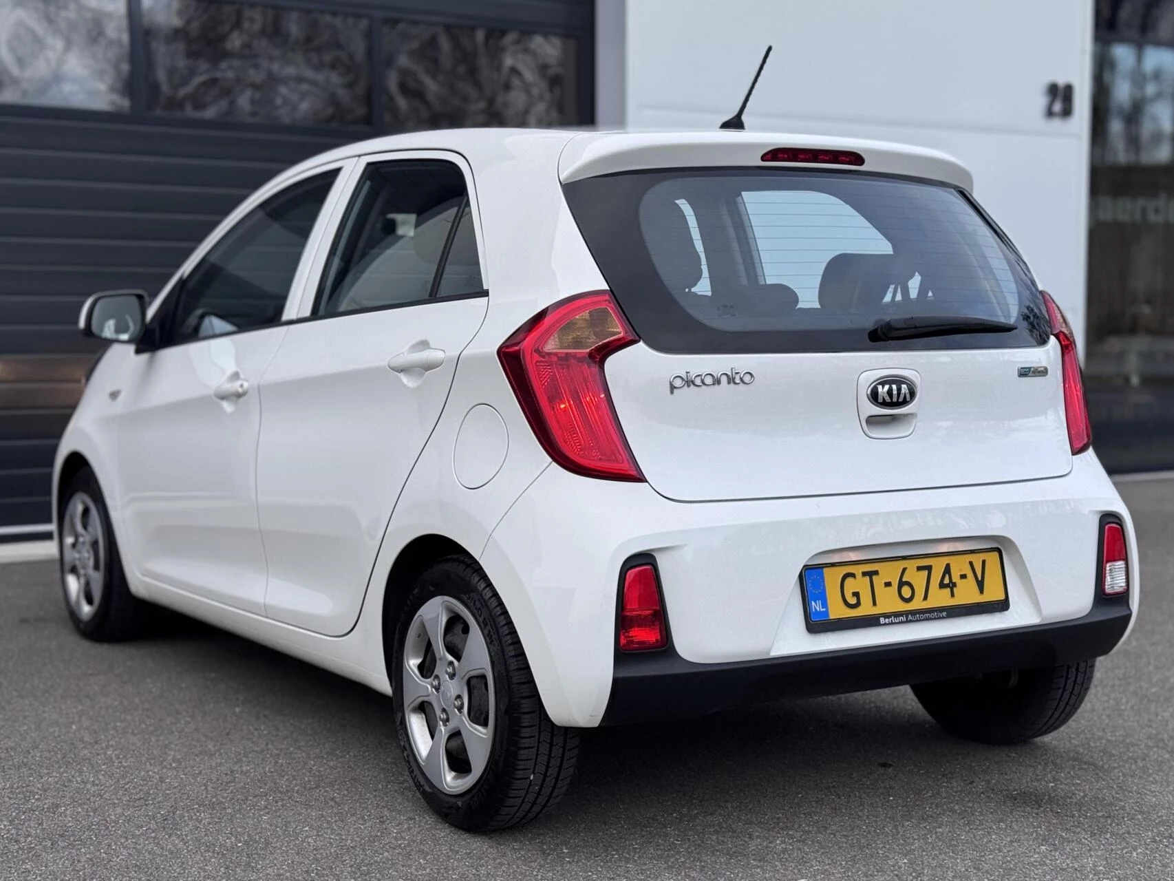 Hoofdafbeelding Kia Picanto