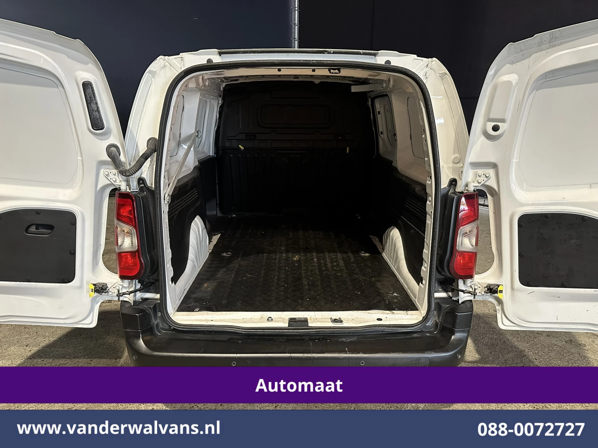 Hoofdafbeelding Peugeot Partner
